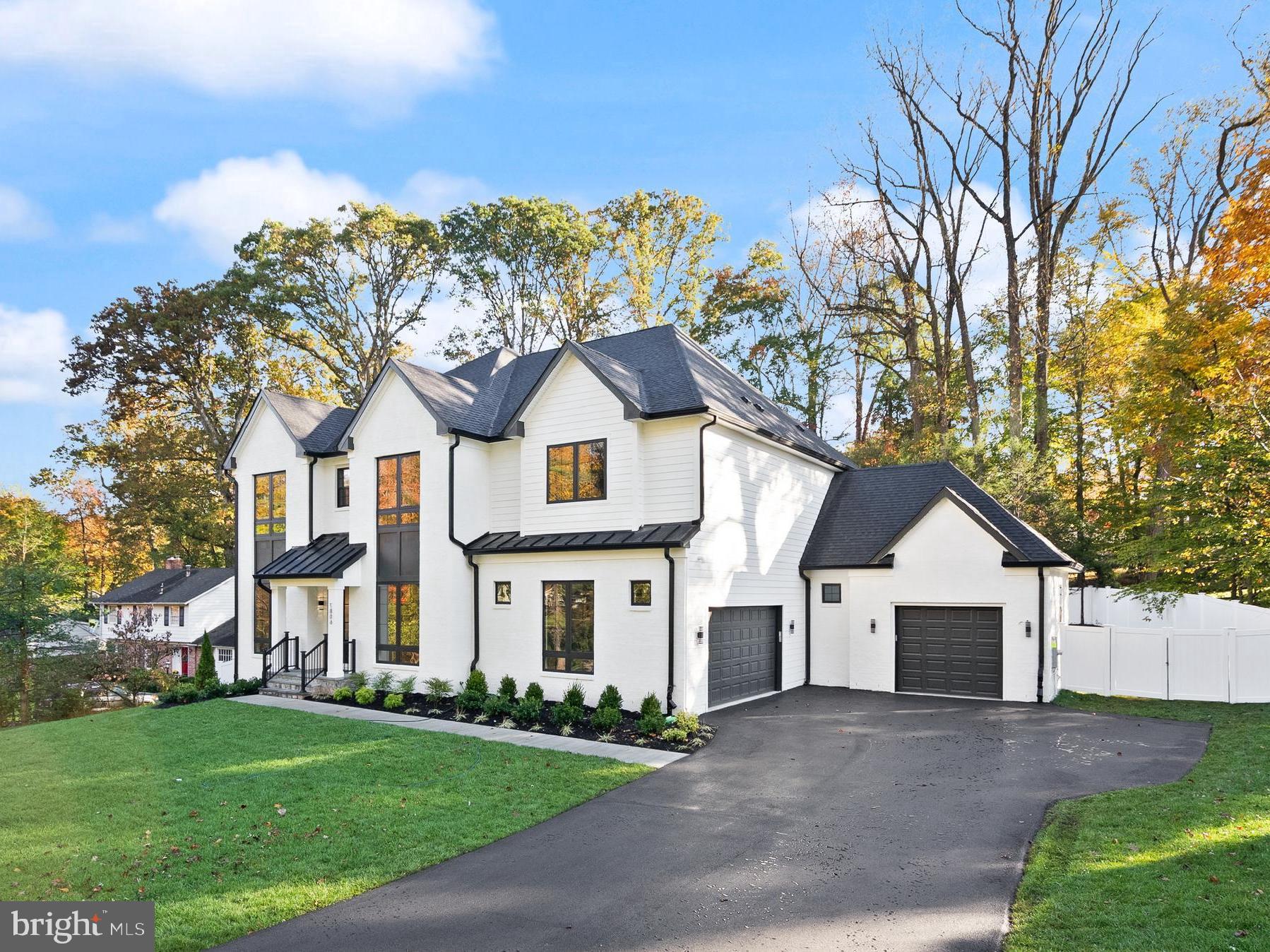 BURNING TREE VALLEY - Residential