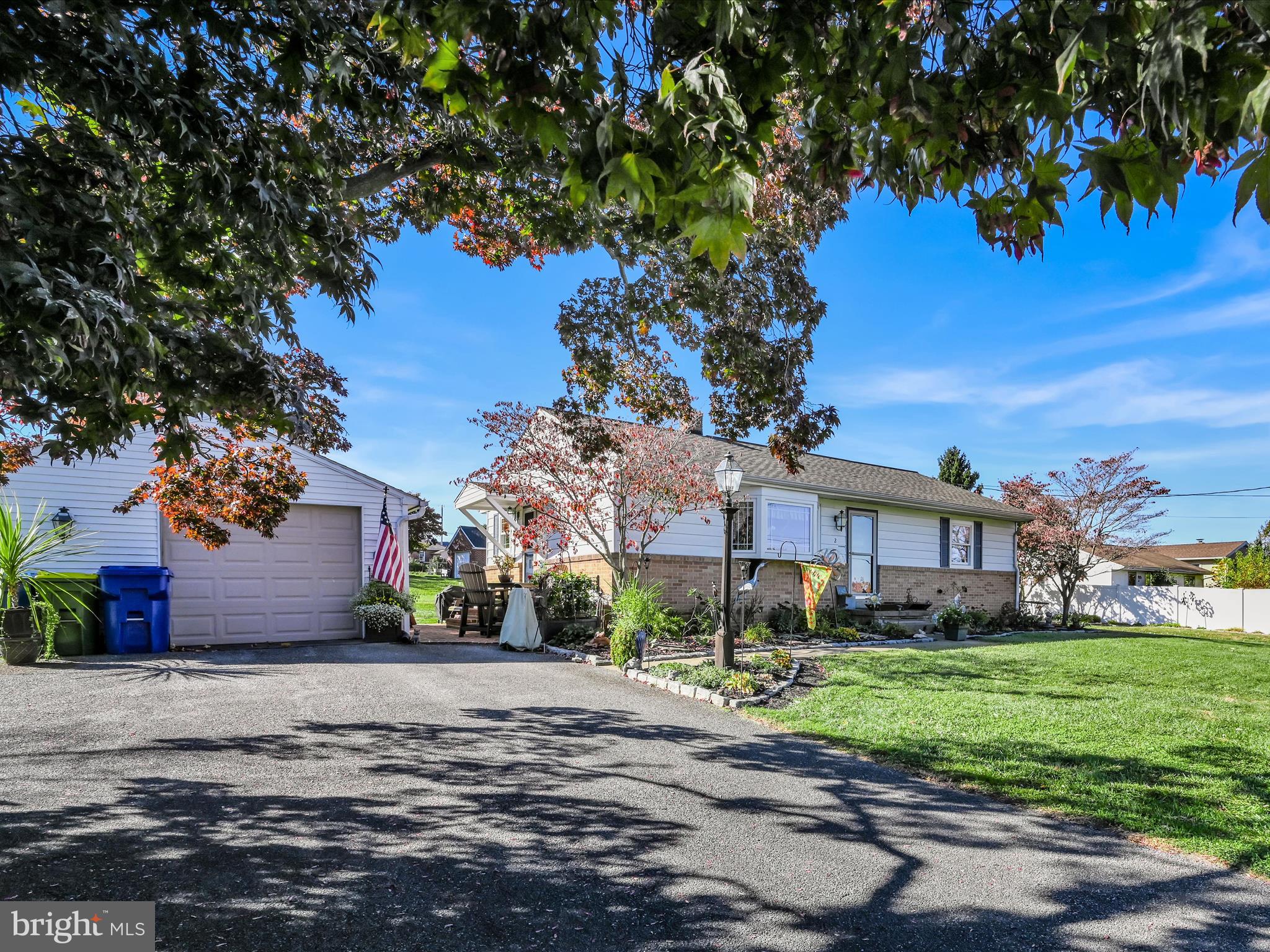 WILLOW STREET - Residential