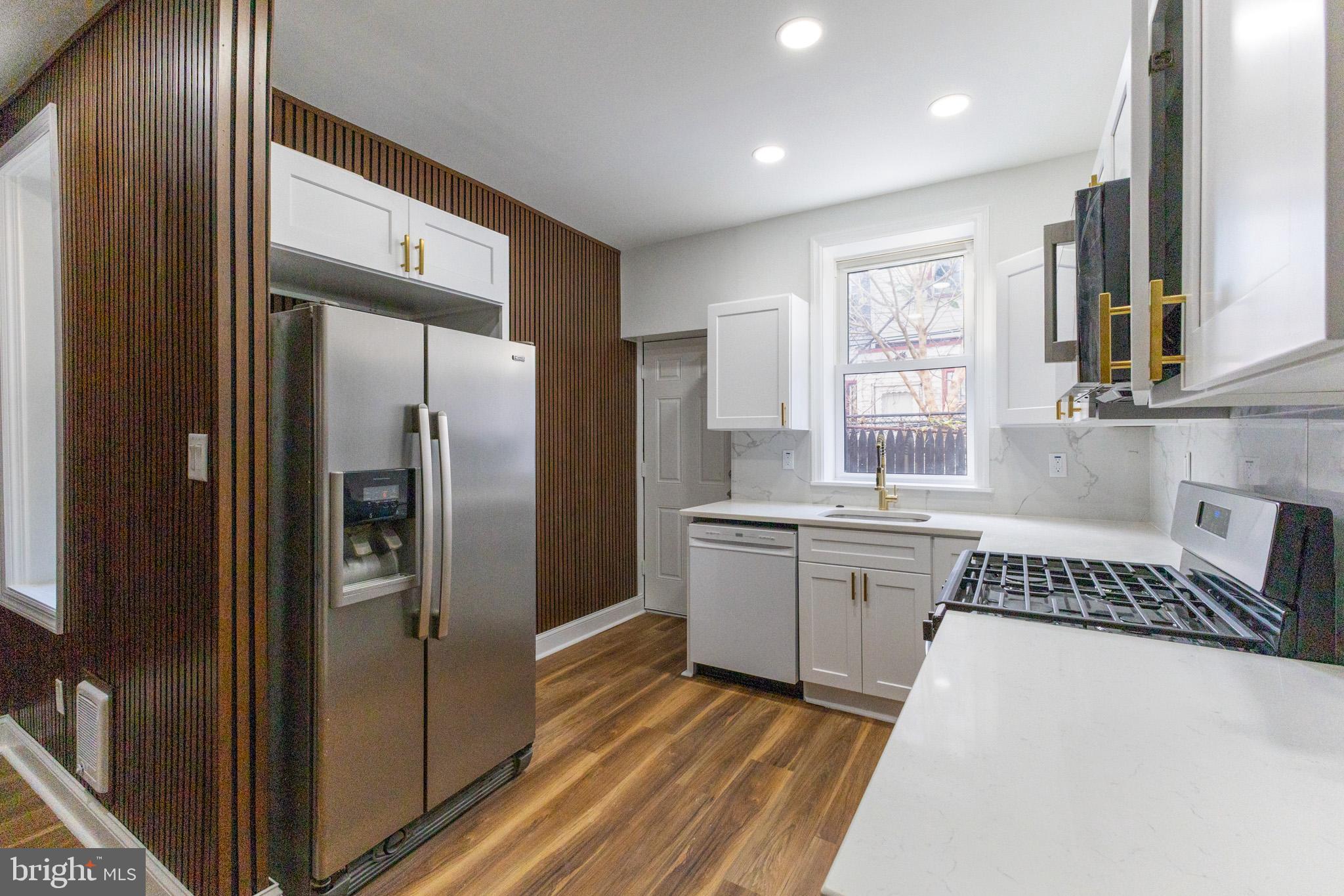 ALLEGHENY WEST - Residential