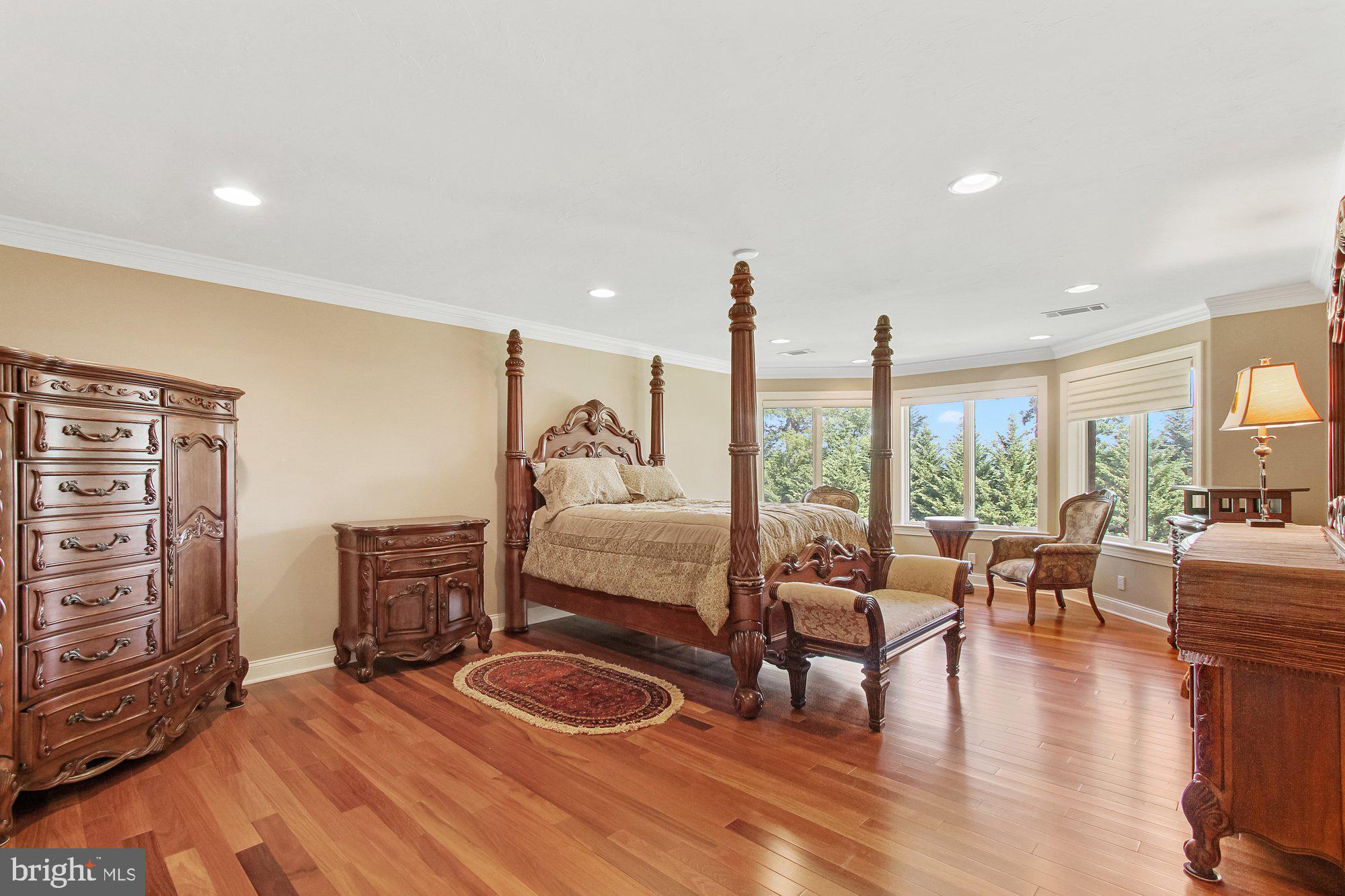 EAST YORK - Residential