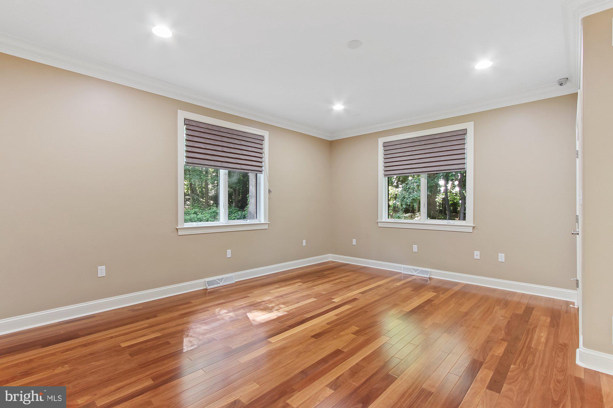 EAST YORK - Residential