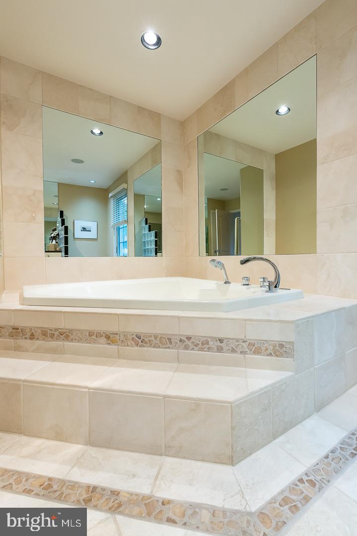 NARBERTH - Residential