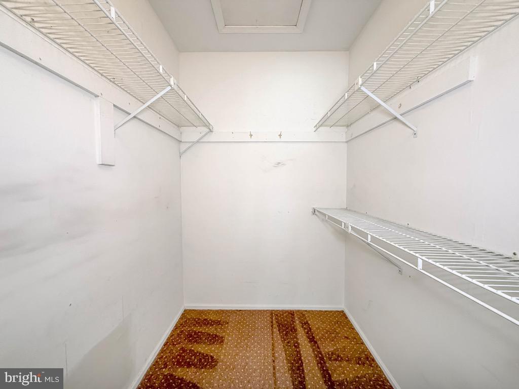 SOCIETY PL - Residential