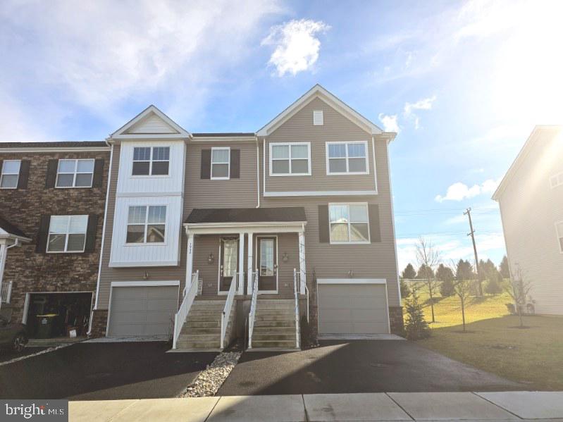 TOWNES AT SHANNON HILL - Residential Lease