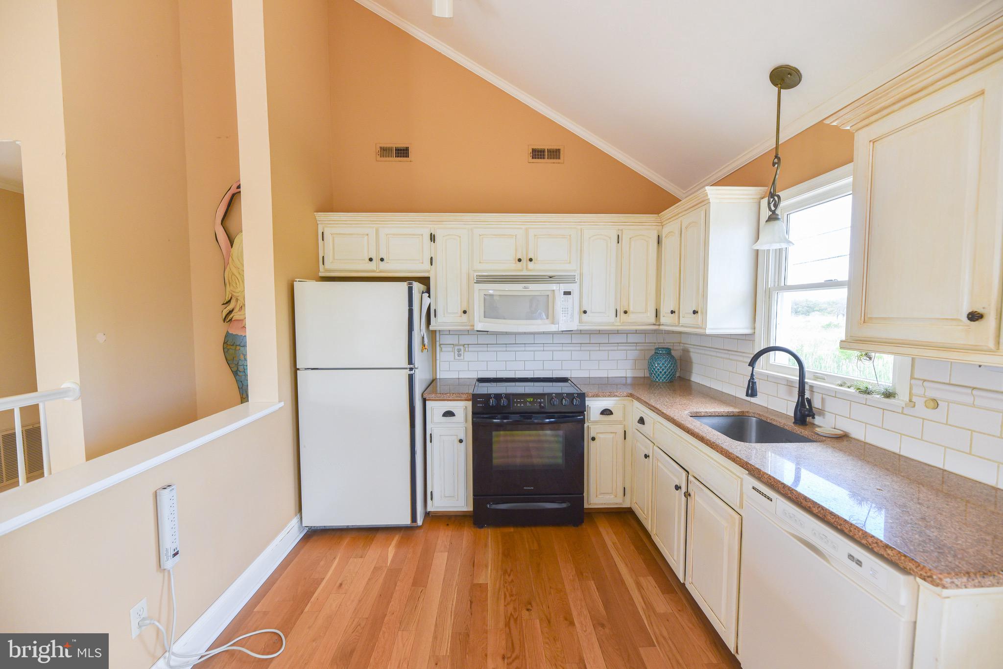 BAYVIEW PARK - Residential