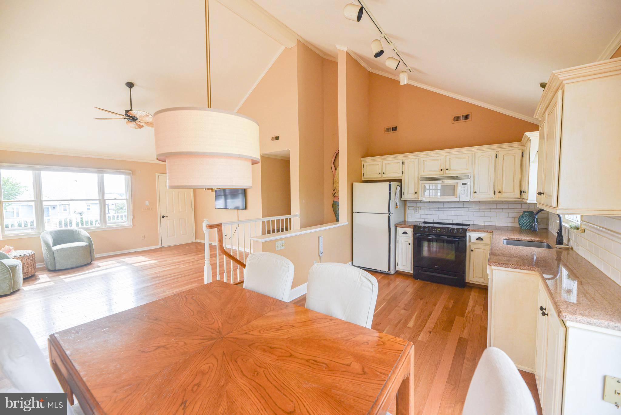 BAYVIEW PARK - Residential