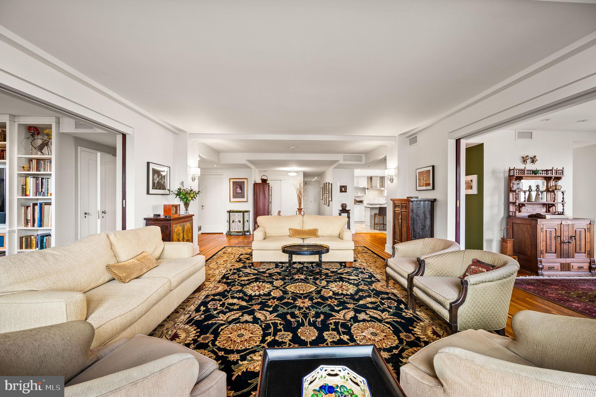 RITTENHOUSE SQUARE - Residential