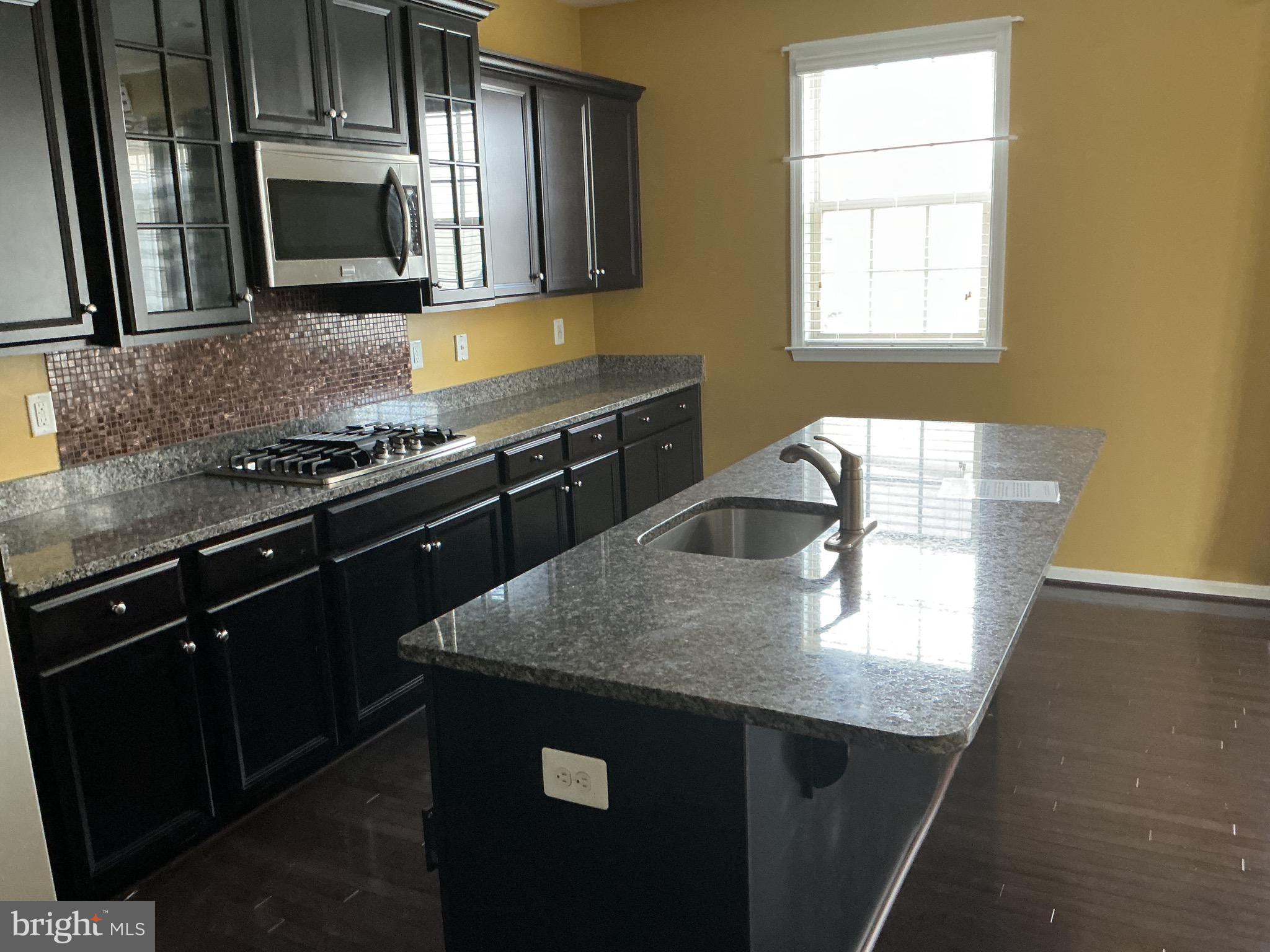 WOODMORE TOWNE CENTRE - Residential