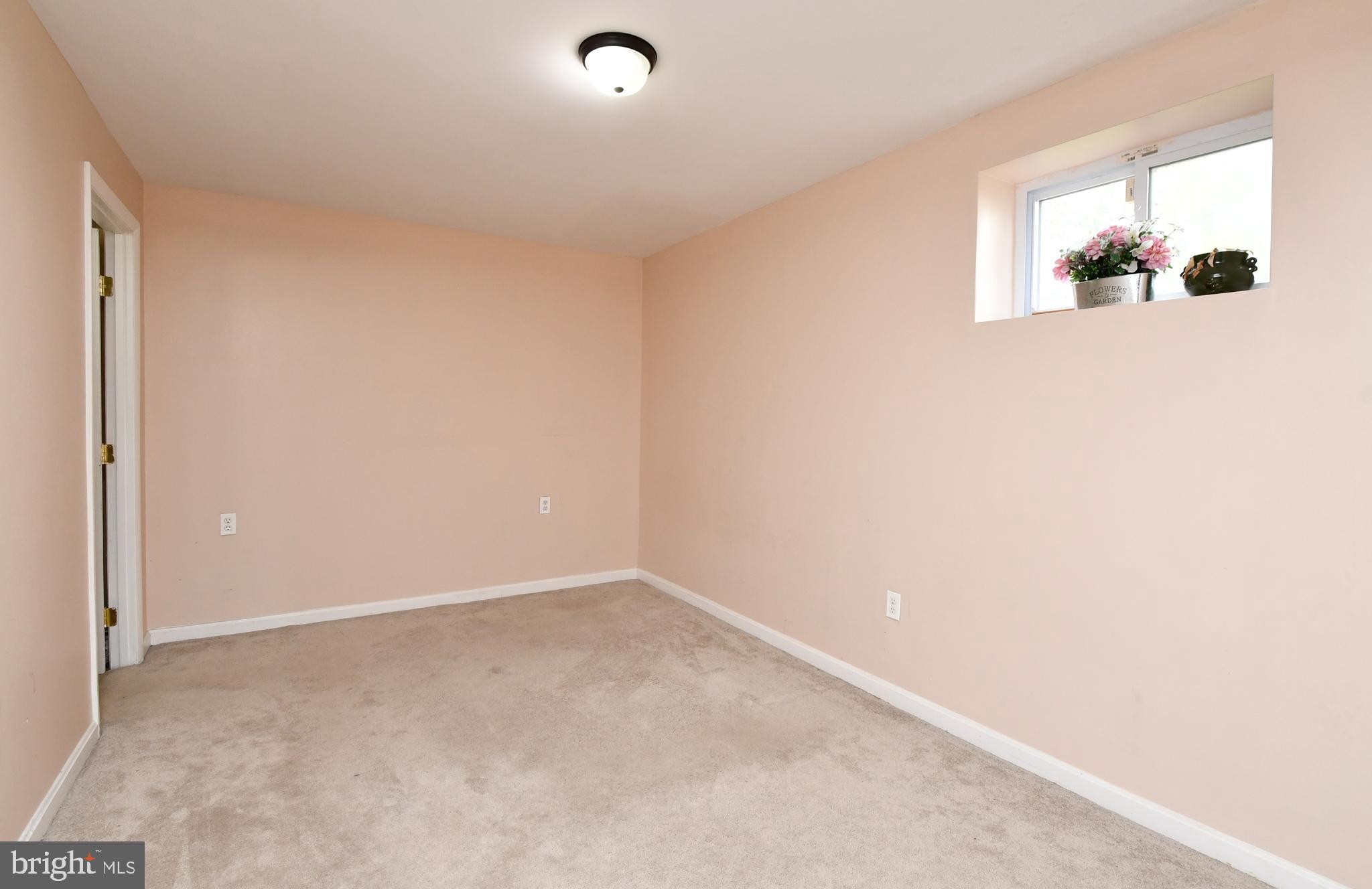 STRATFORD GLEN - Residential