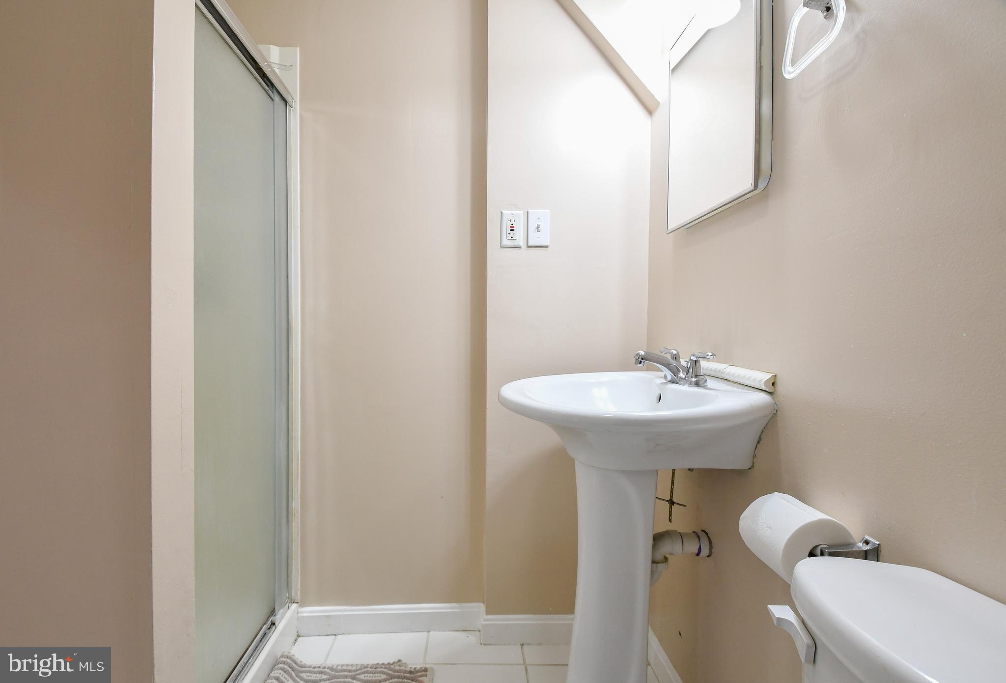 STRATFORD GLEN - Residential