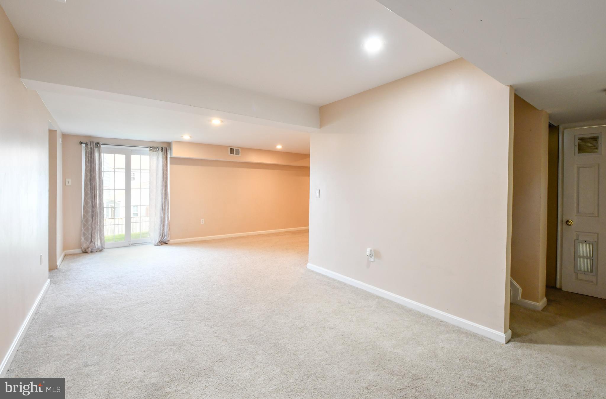 STRATFORD GLEN - Residential