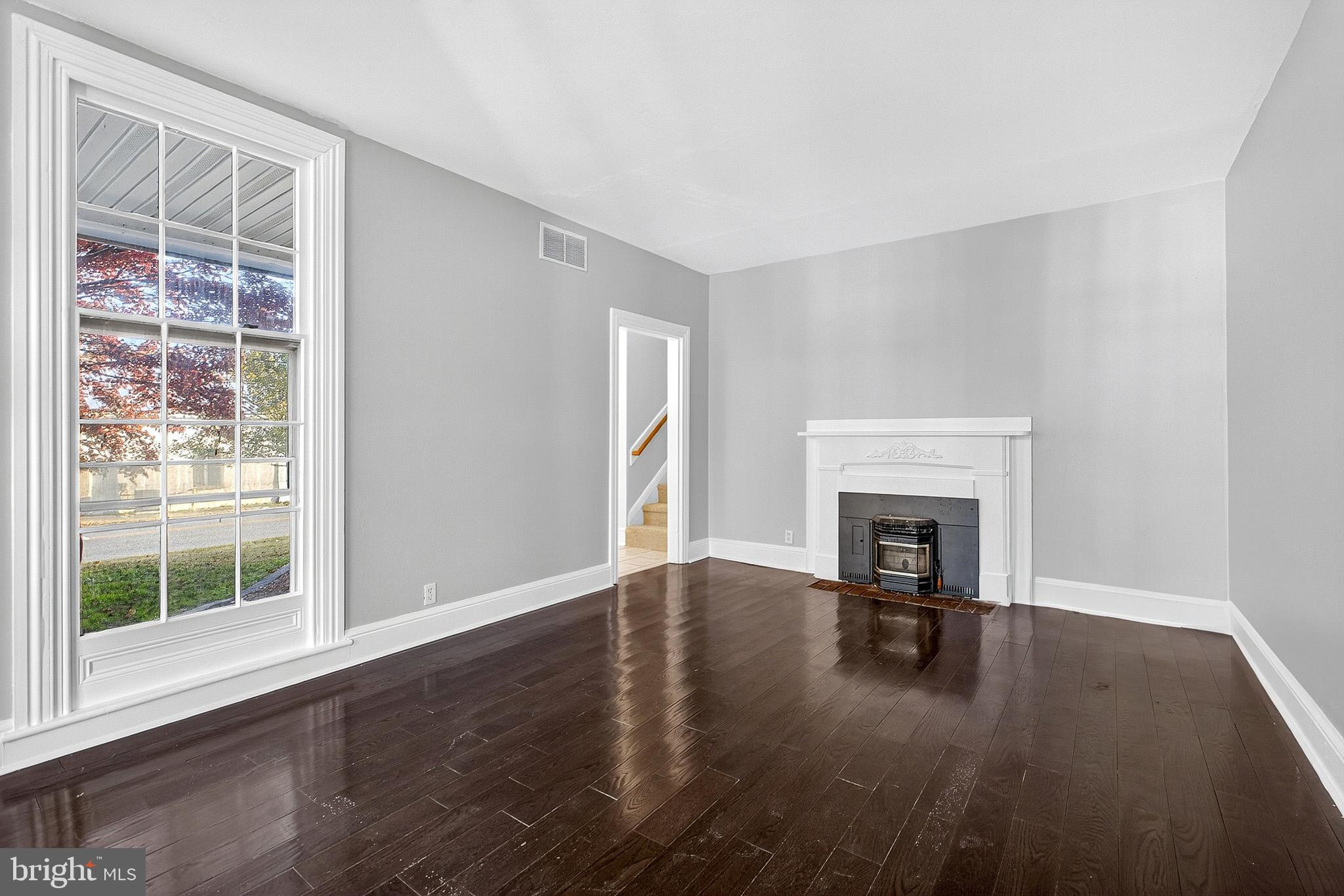 NONAVAILABLE - Residential