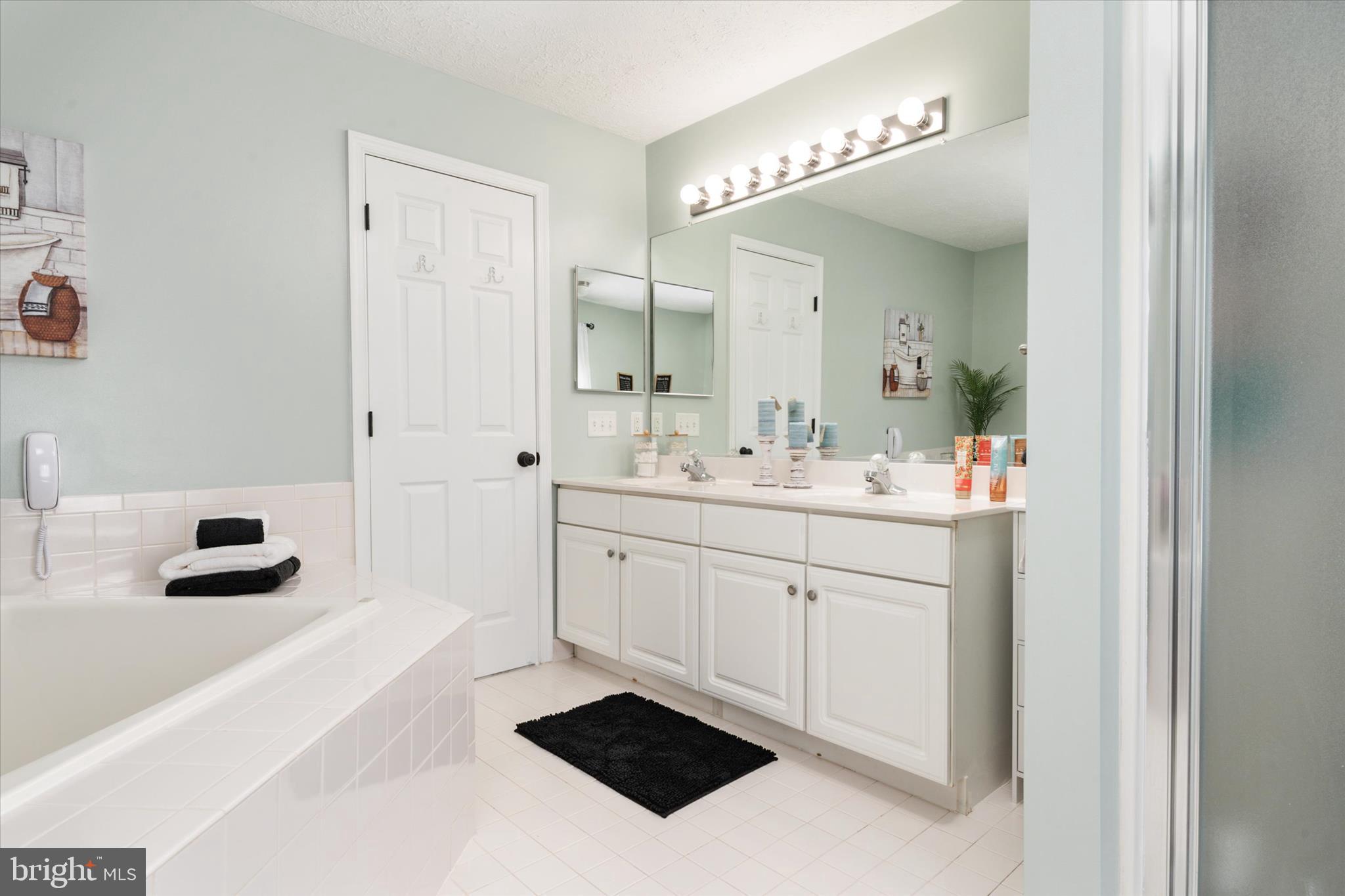 YOUNGS FARM ESTATES - Residential