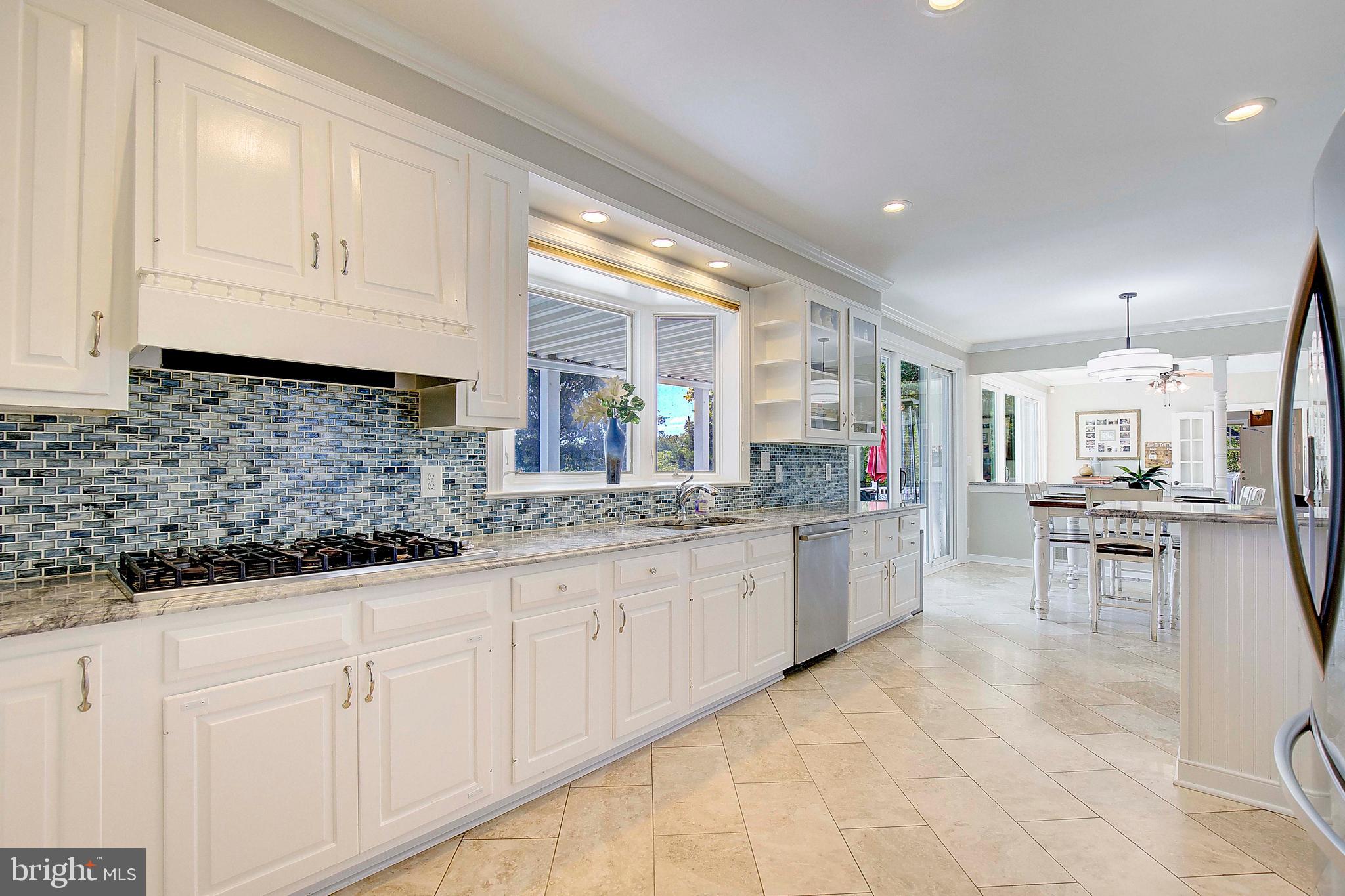 CLAIBORNES LANDING - Residential