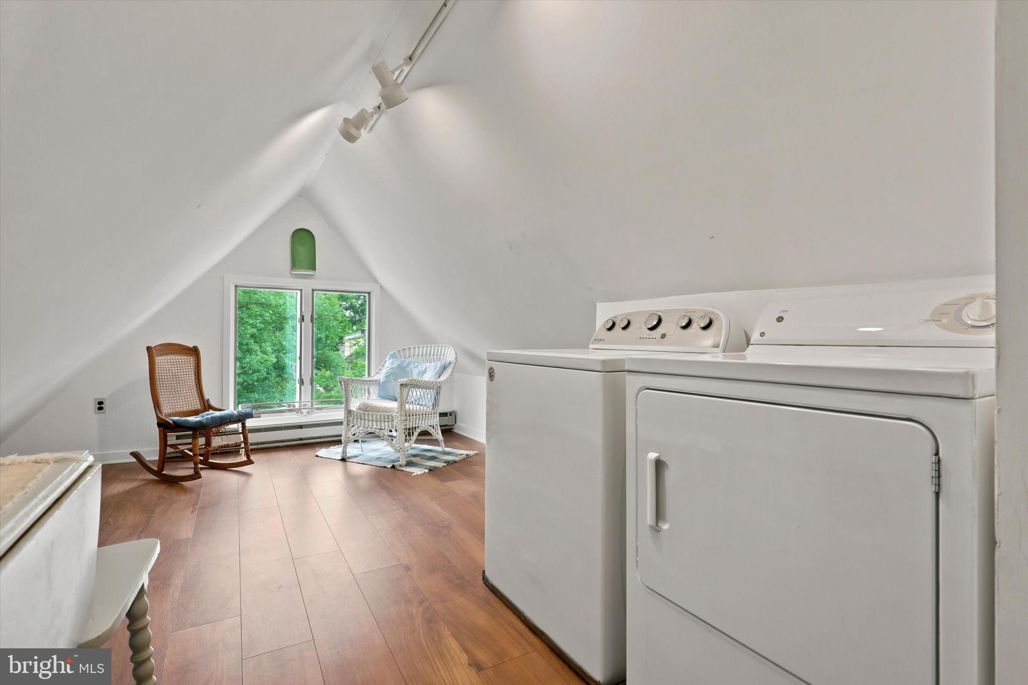 NARBERTH - Residential