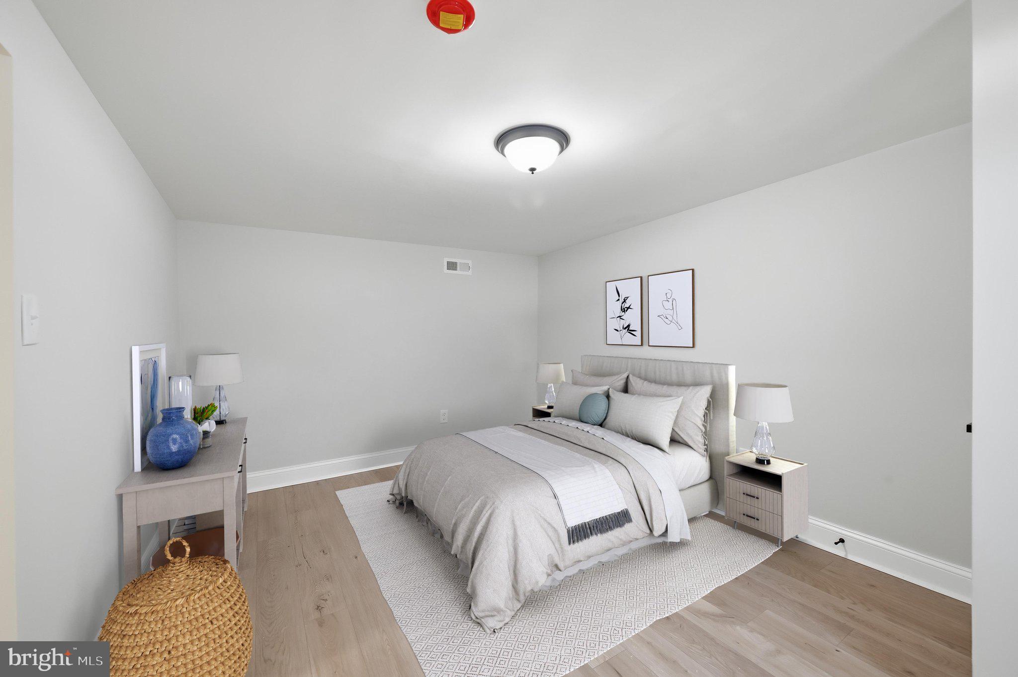 SILVER SANDS - Residential
