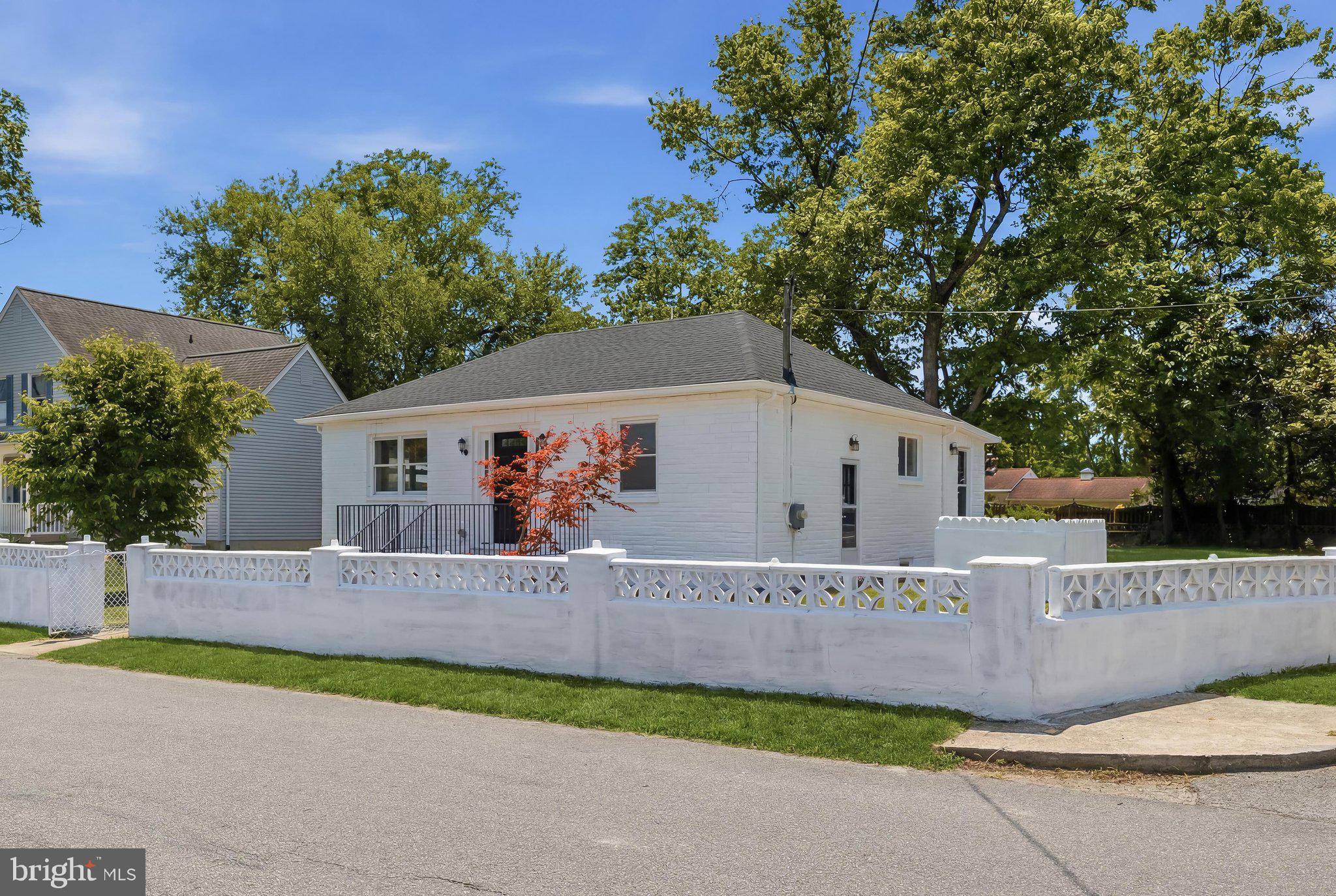 SILVER SANDS - Residential