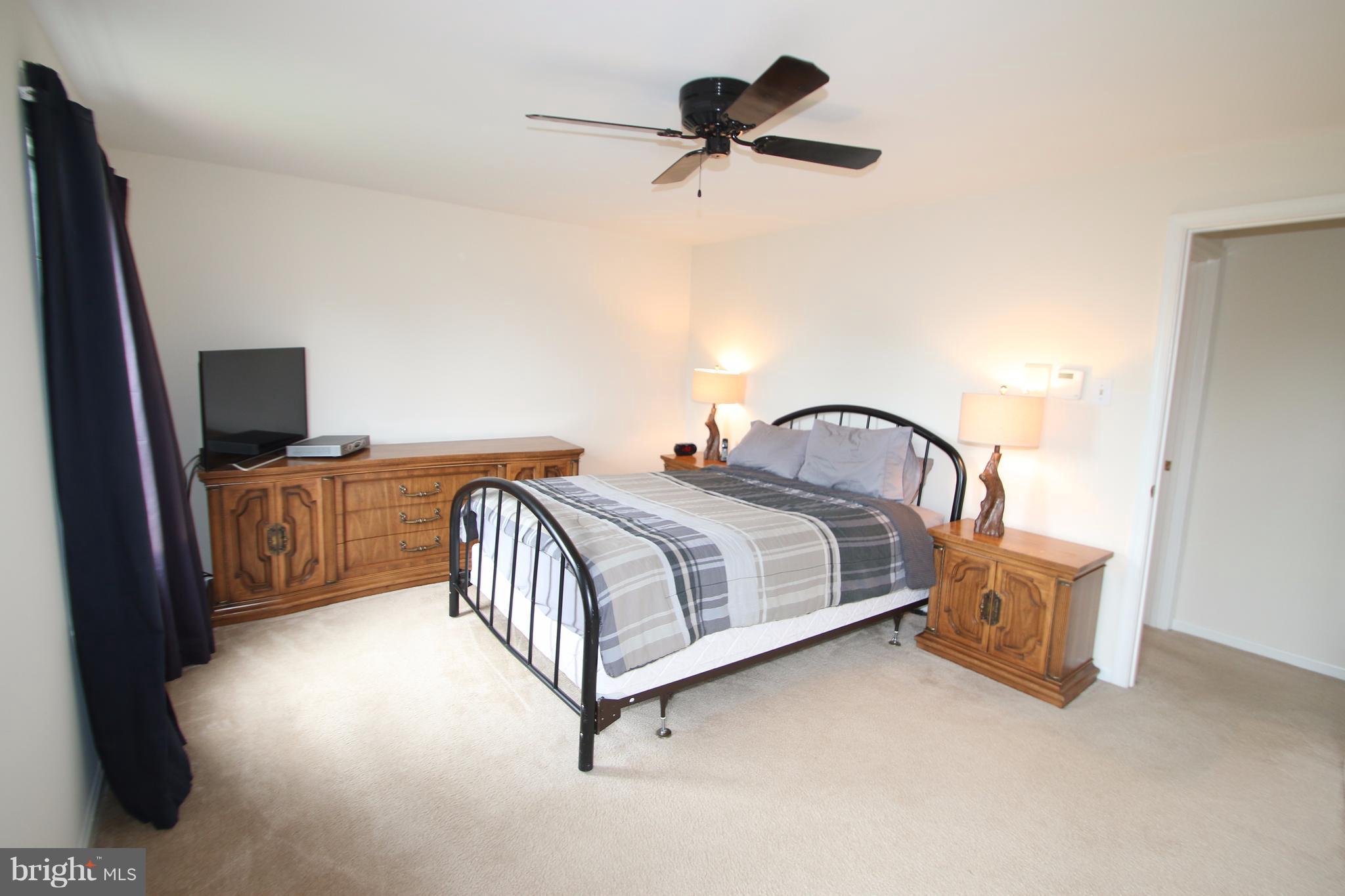 HALLOWELL - Residential