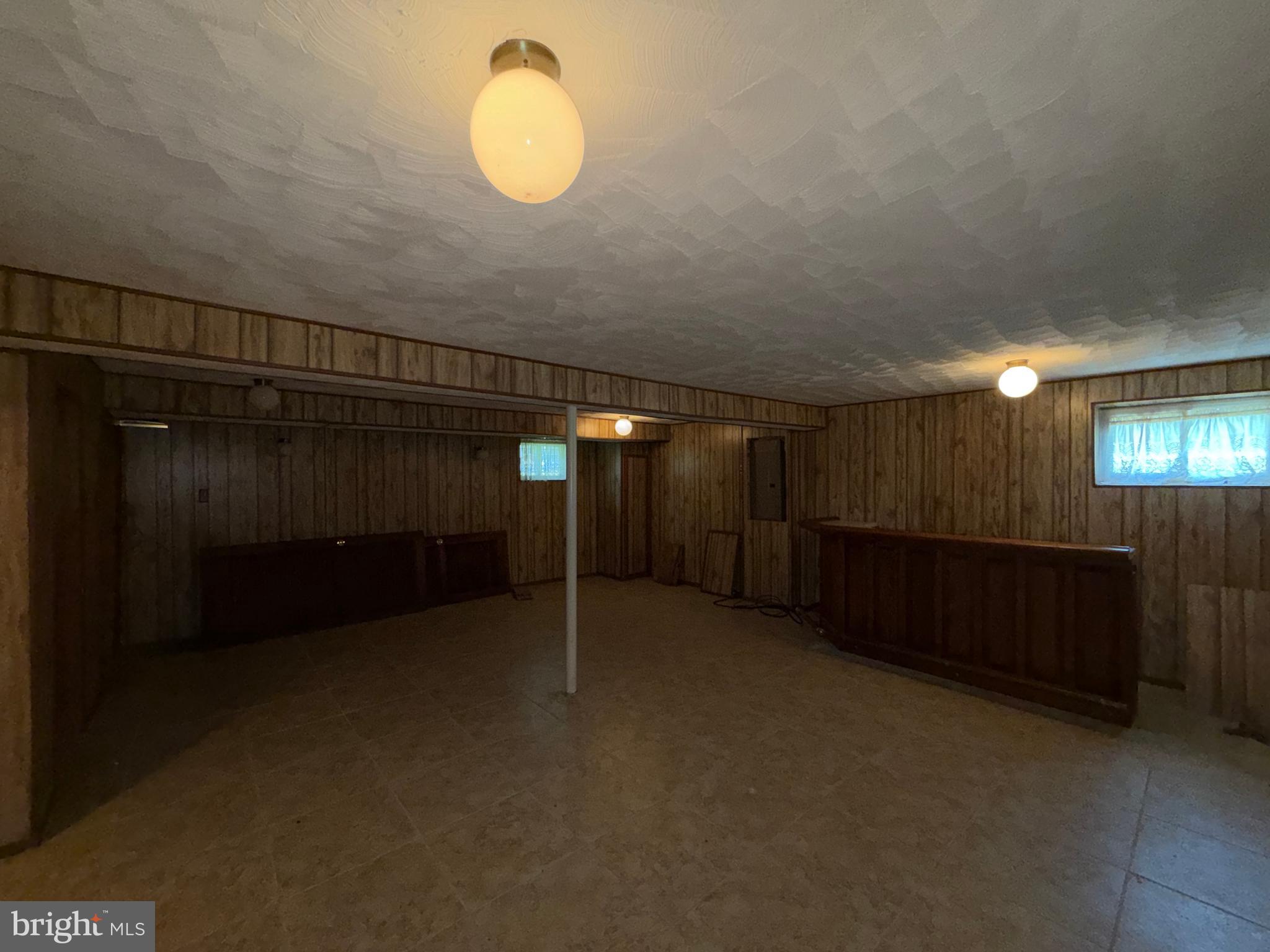 WOODS - Residential