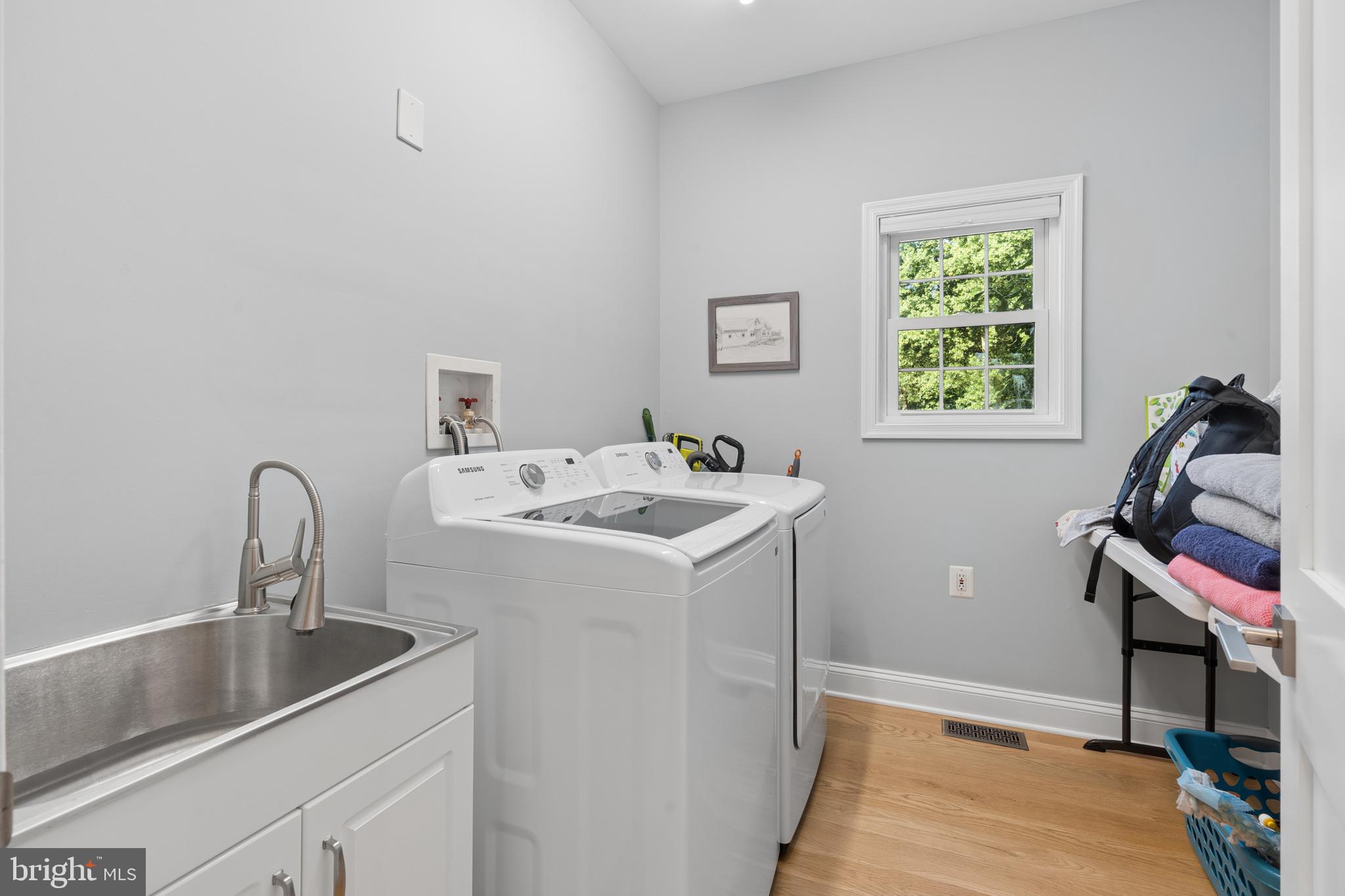 SHERLOCK HOLMES ESTATES - Residential