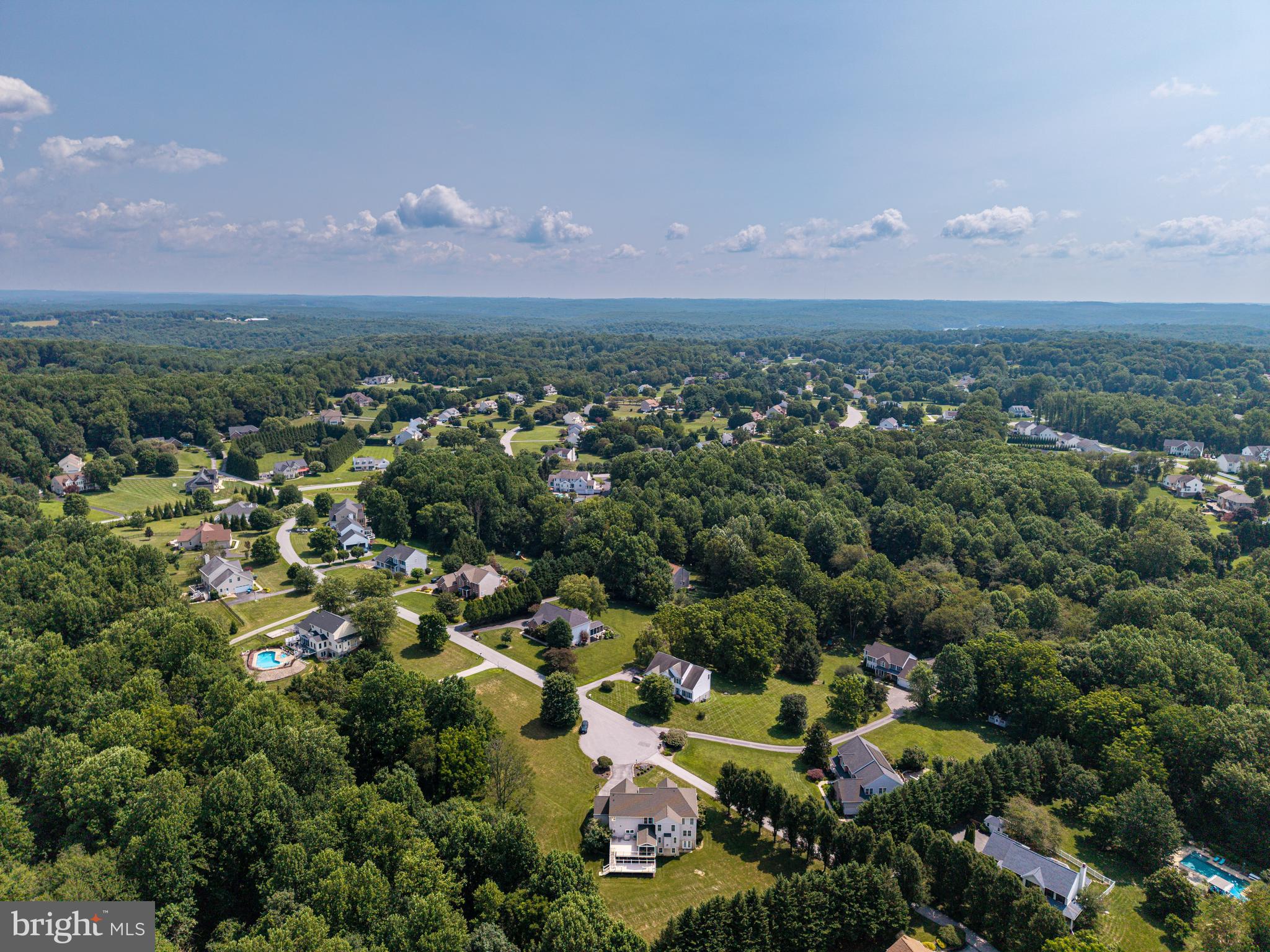 SHERLOCK HOLMES ESTATES - Residential