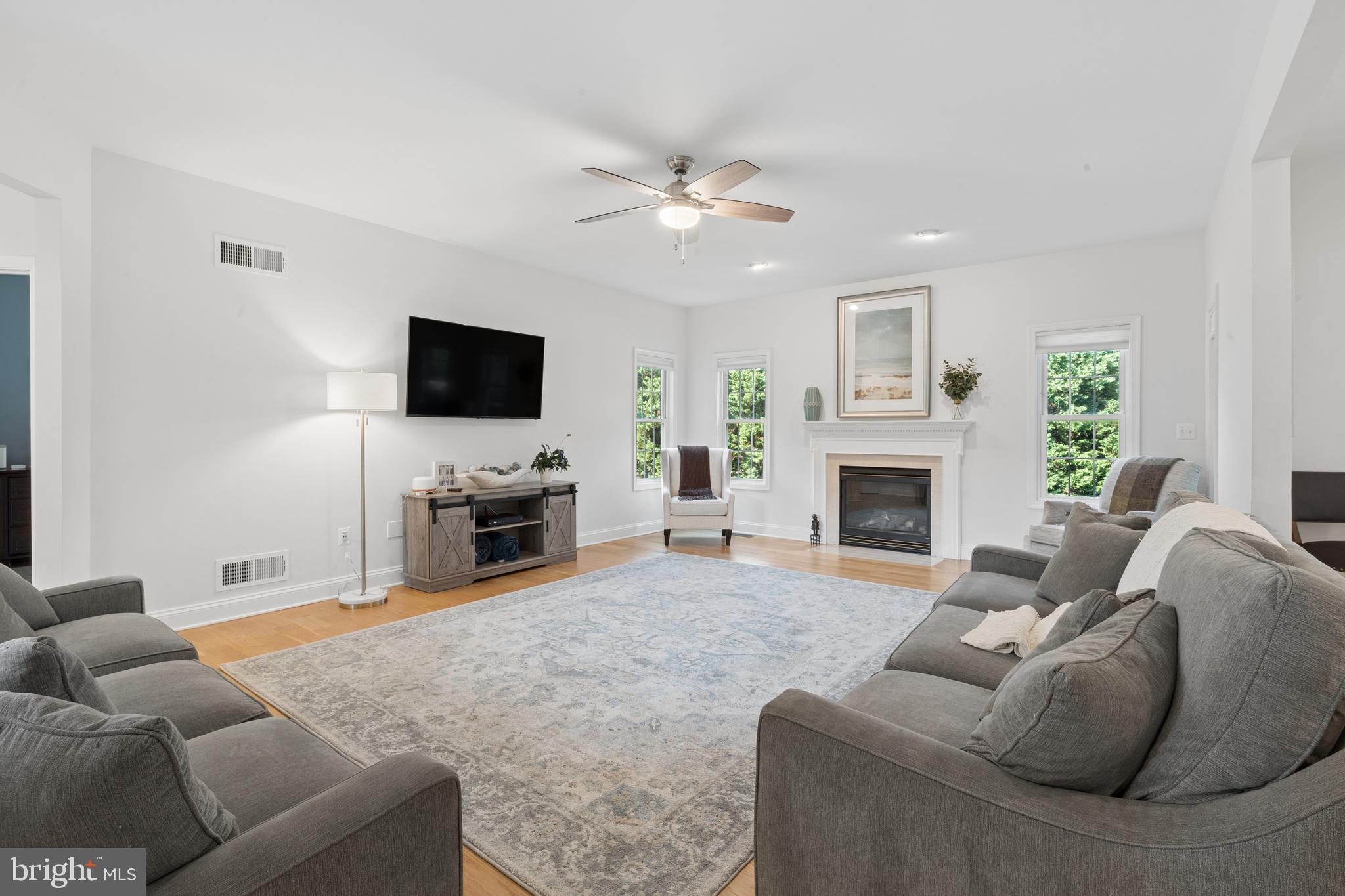SHERLOCK HOLMES ESTATES - Residential