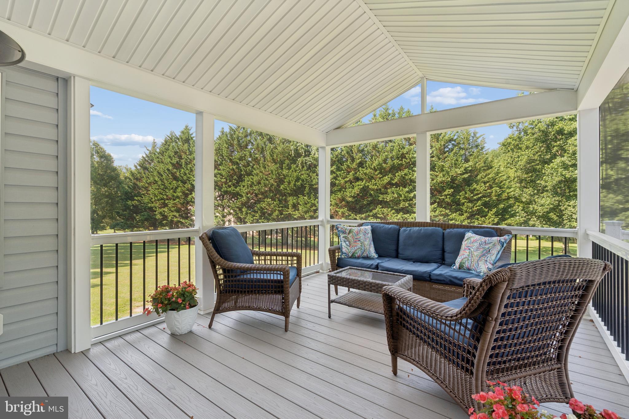 SHERLOCK HOLMES ESTATES - Residential