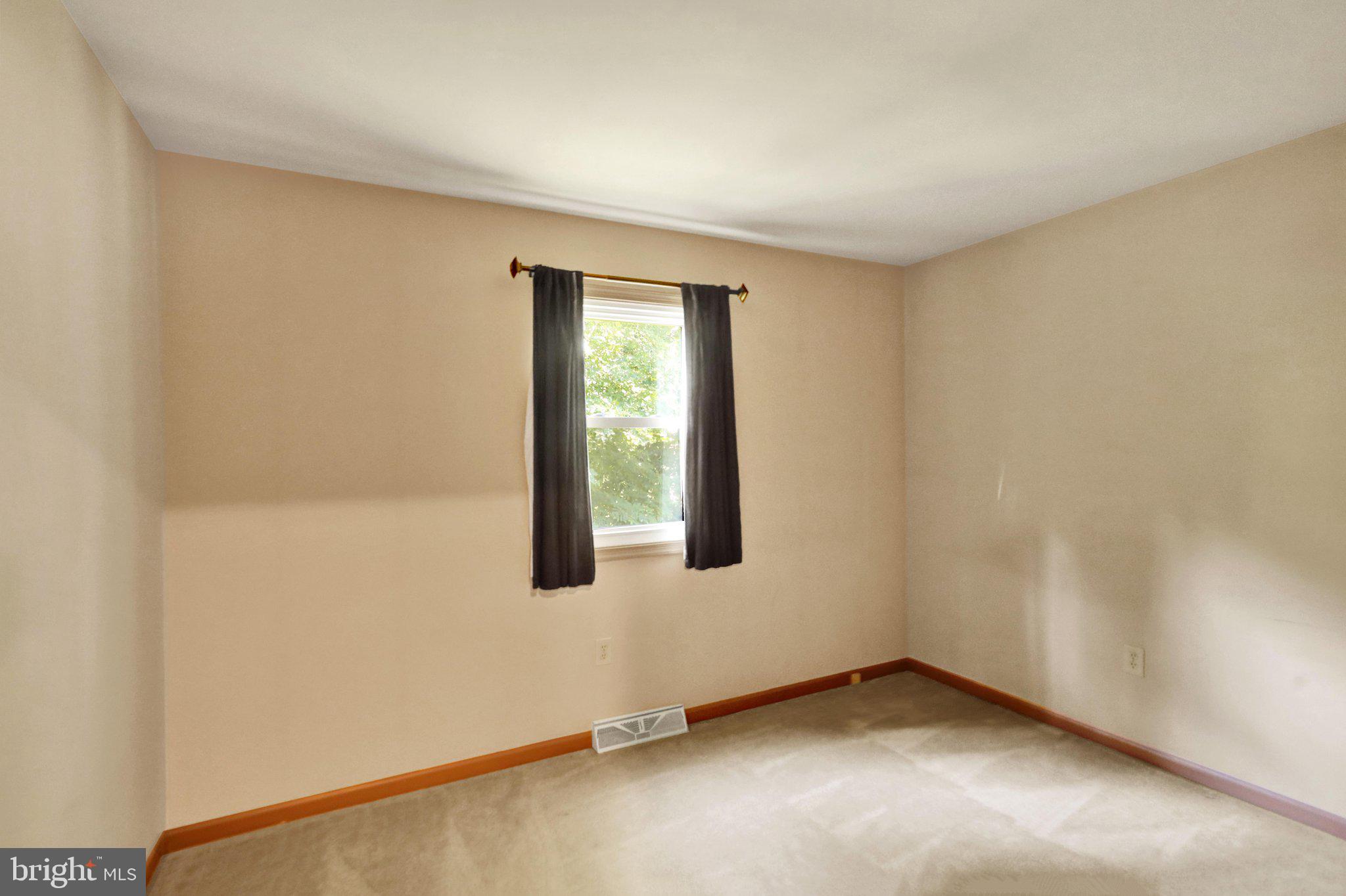 MIFFLIN WOODS - Residential