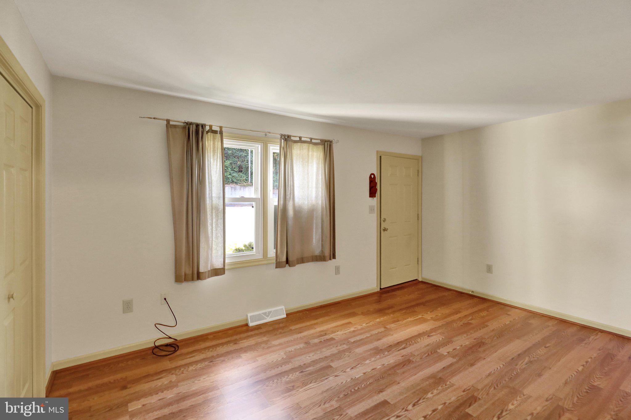 MIFFLIN WOODS - Residential