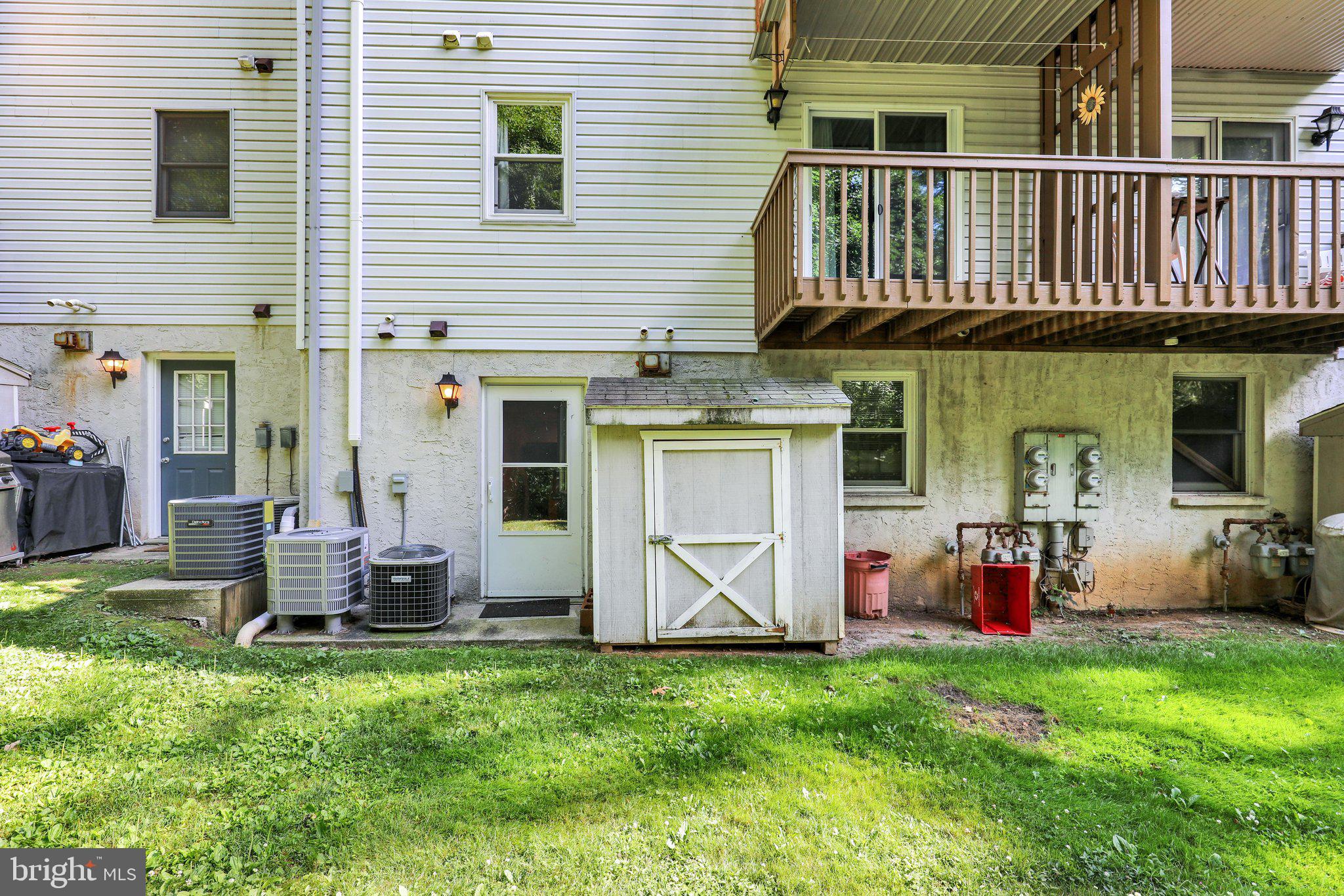 MIFFLIN WOODS - Residential