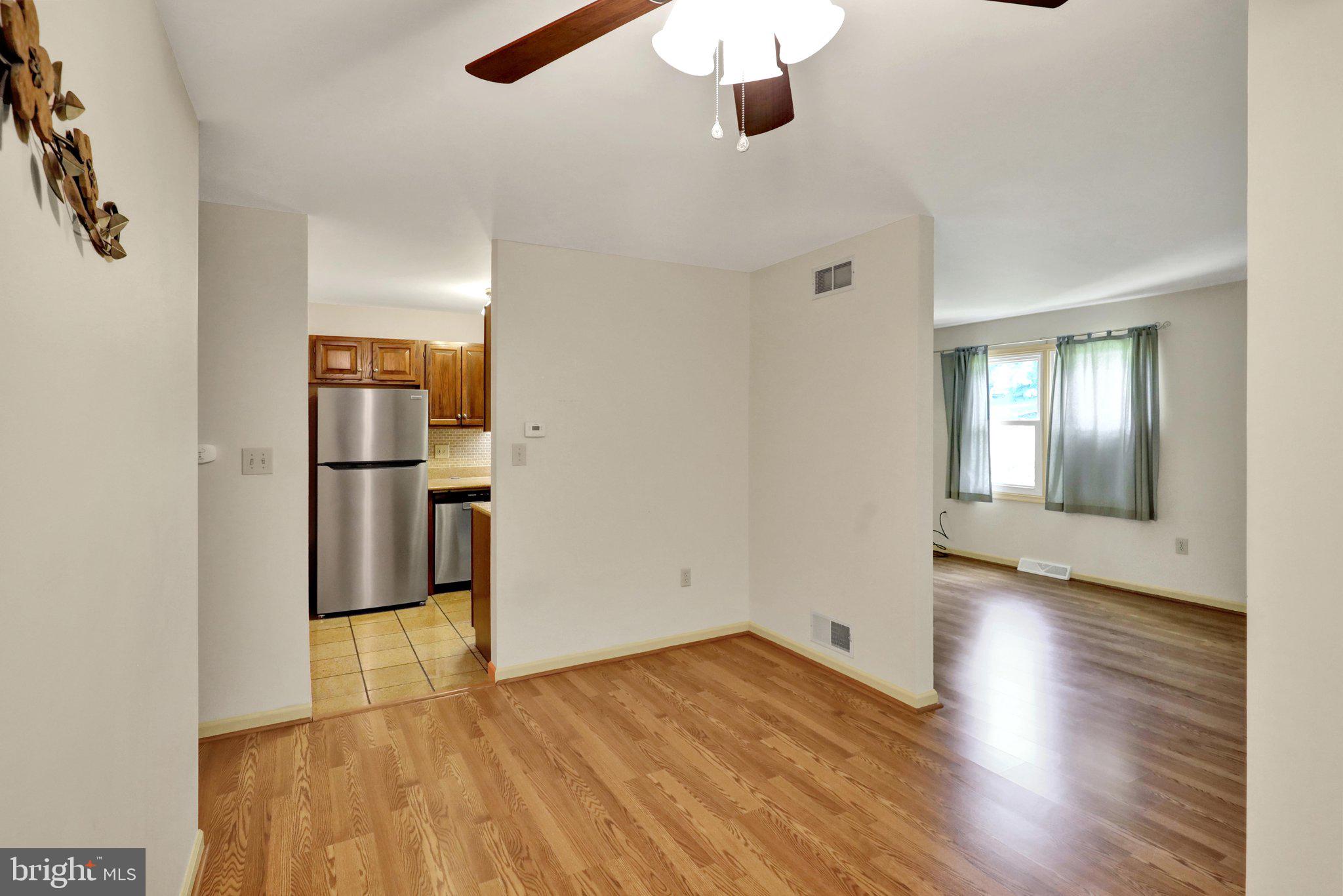MIFFLIN WOODS - Residential