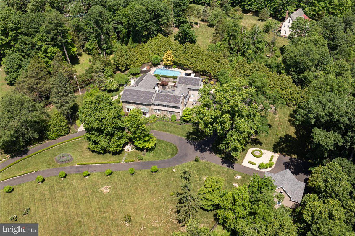MOUNT EYRE MANOR - Residential