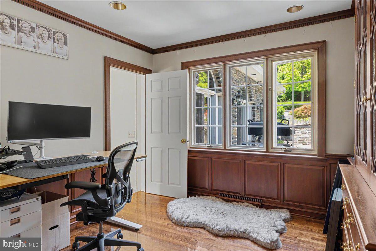 MOUNT EYRE MANOR - Residential