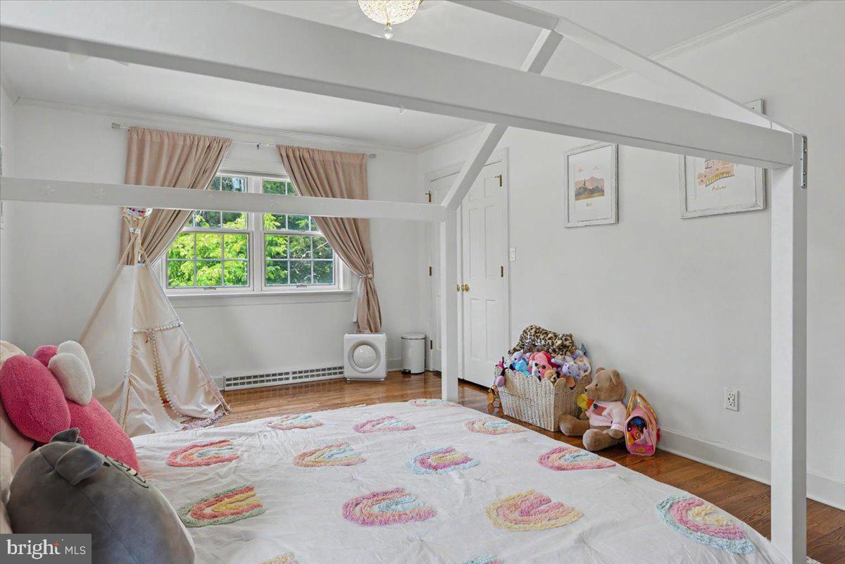 MOUNT EYRE MANOR - Residential