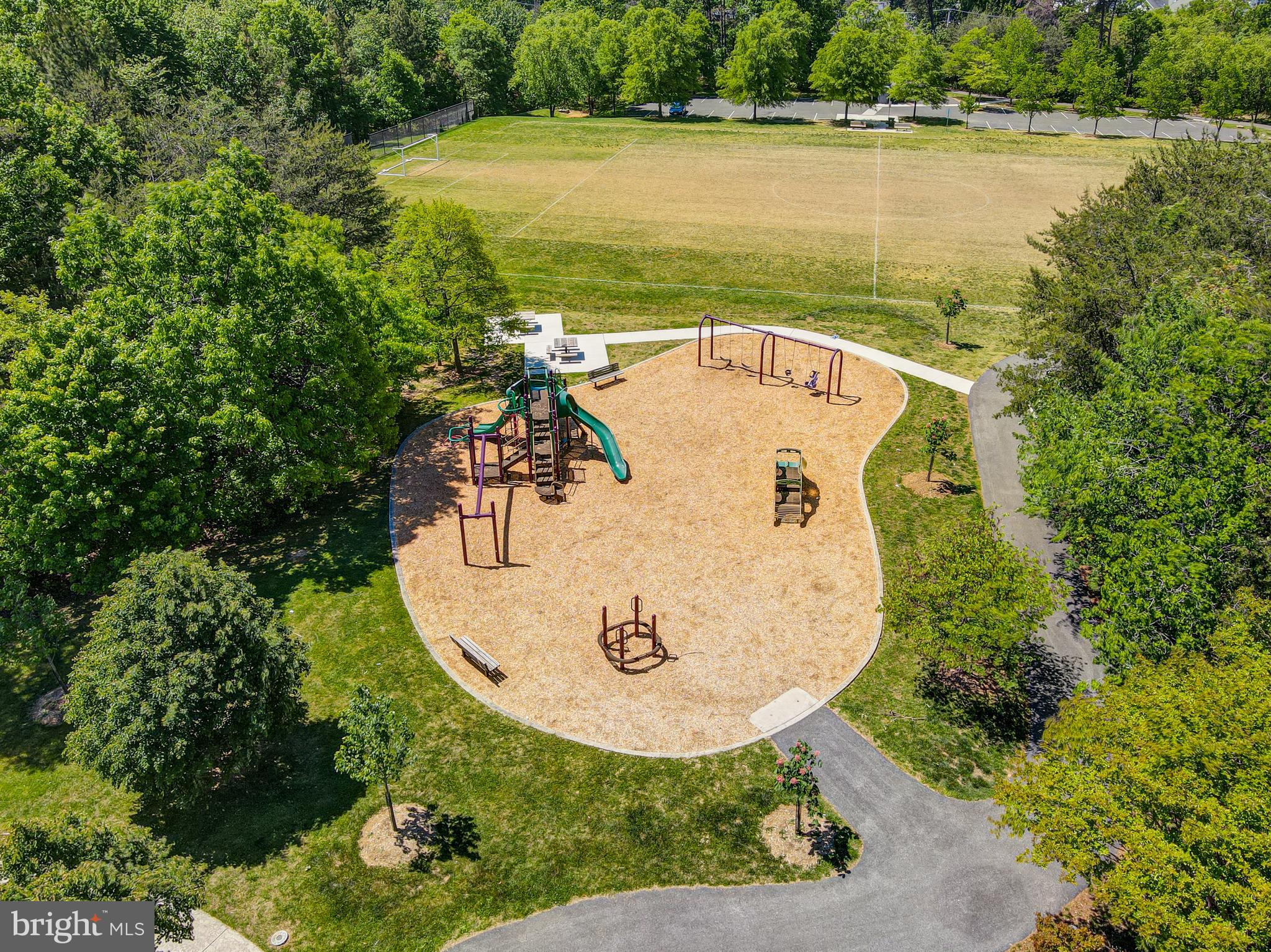 CROSS CREEK CLUB - Residential