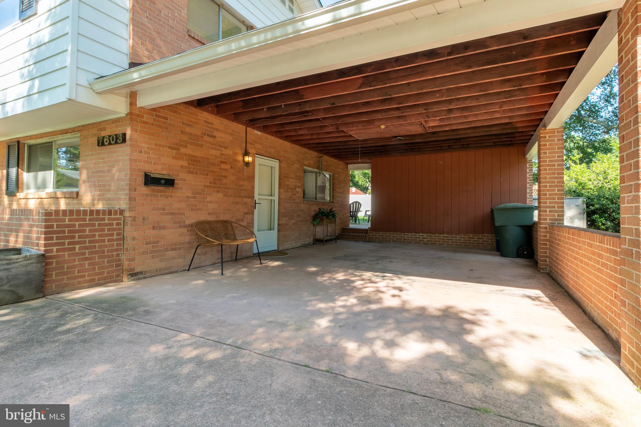 COLLEGE PARK ESTATES - Residential