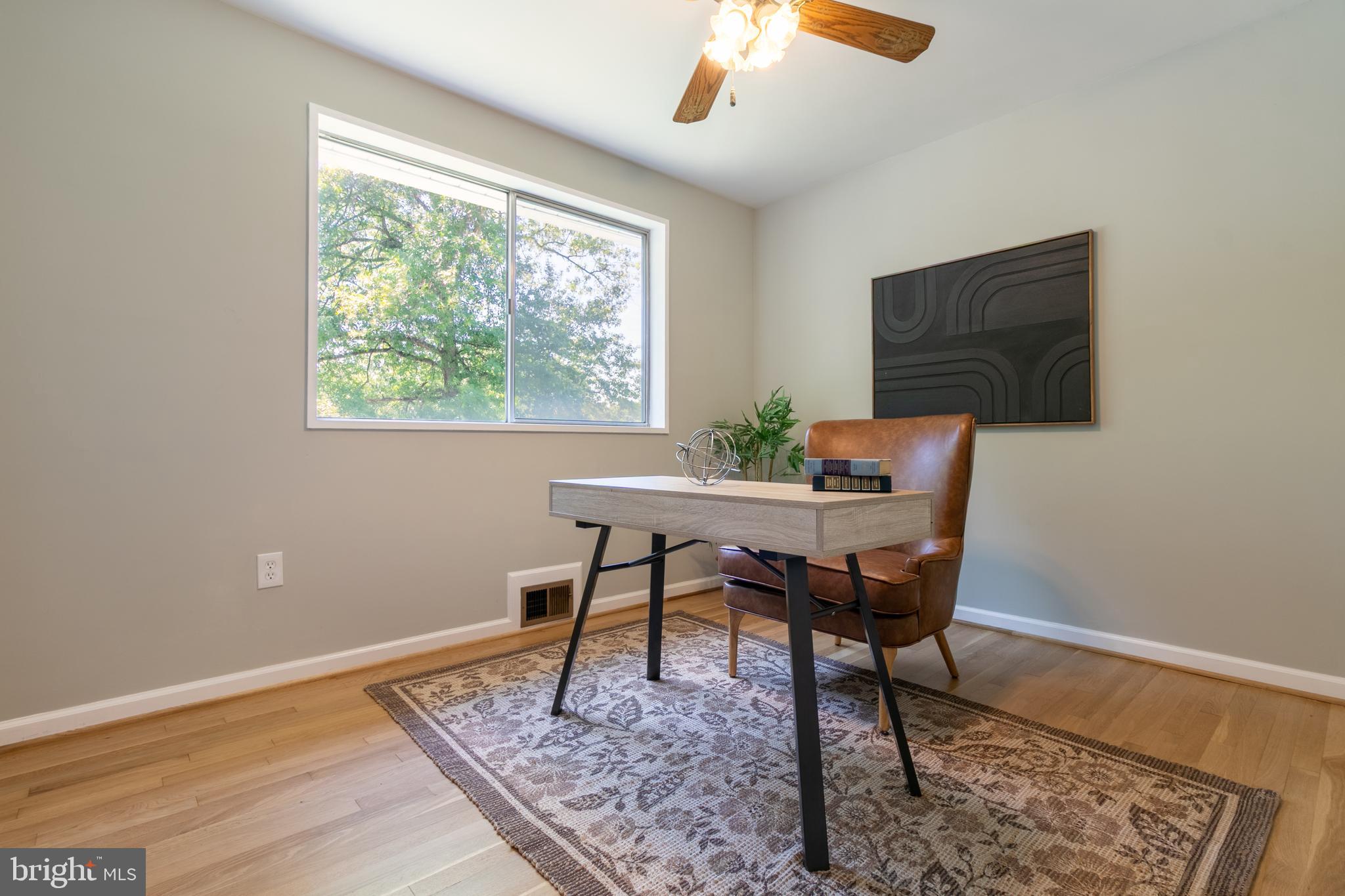COLLEGE PARK ESTATES - Residential