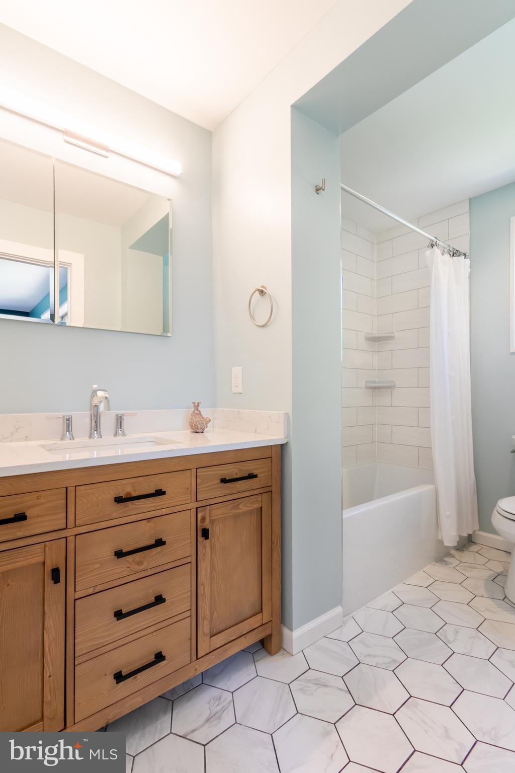 COLLEGE PARK ESTATES - Residential