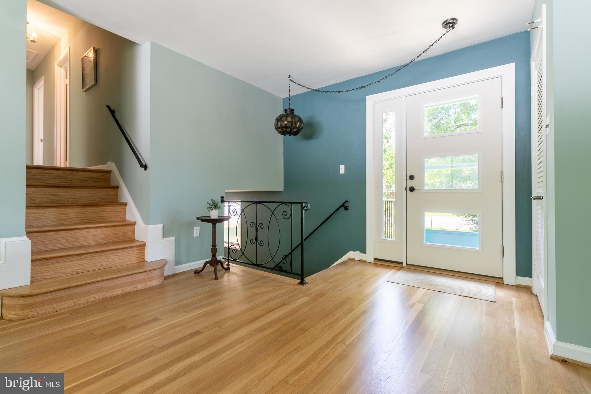 COLLEGE PARK ESTATES - Residential