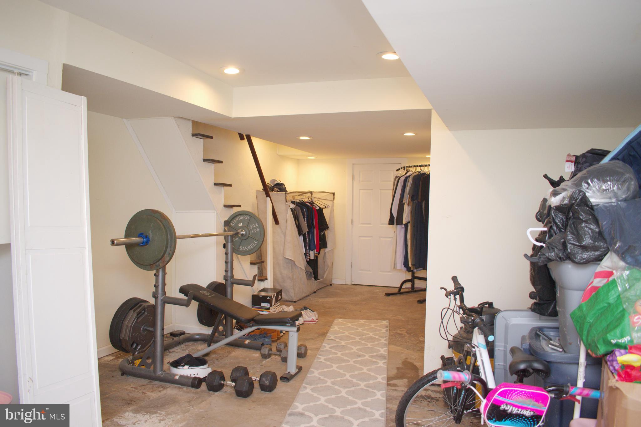 OVERBROOK - Residential