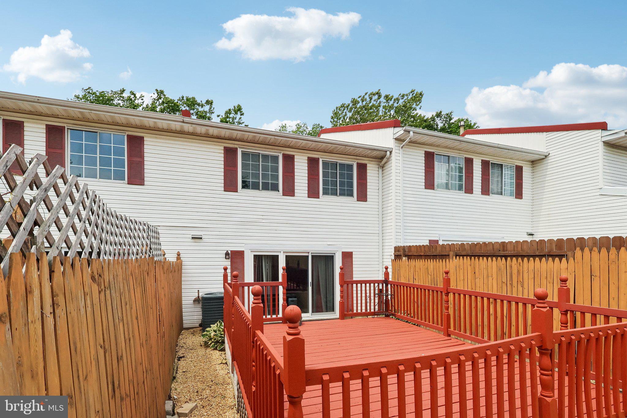 MILLBROOK - Residential