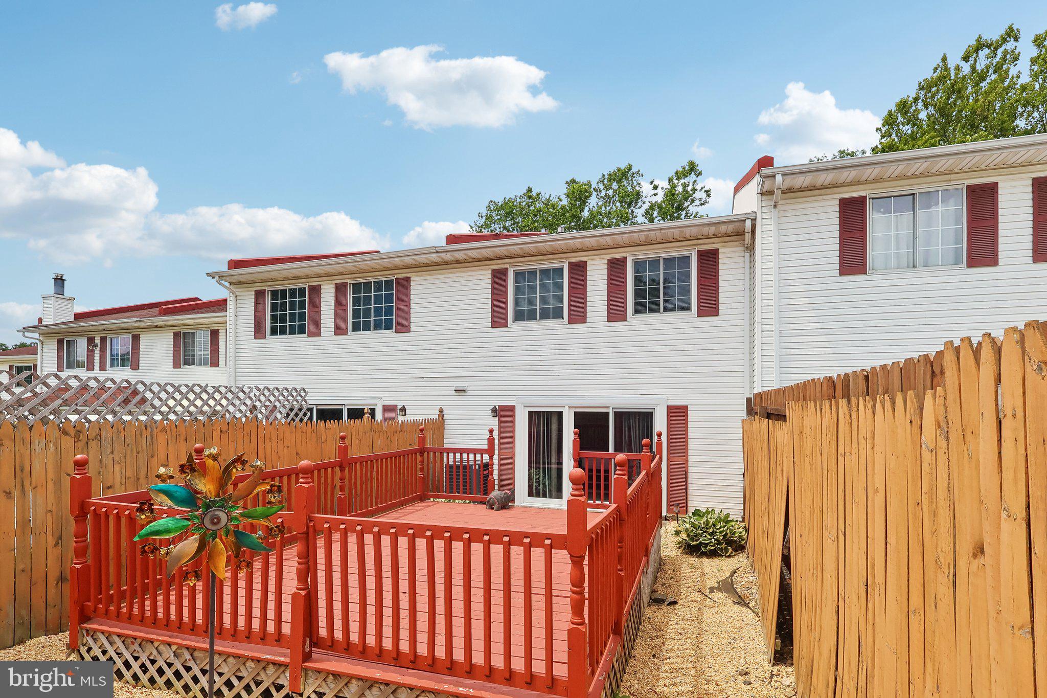 MILLBROOK - Residential
