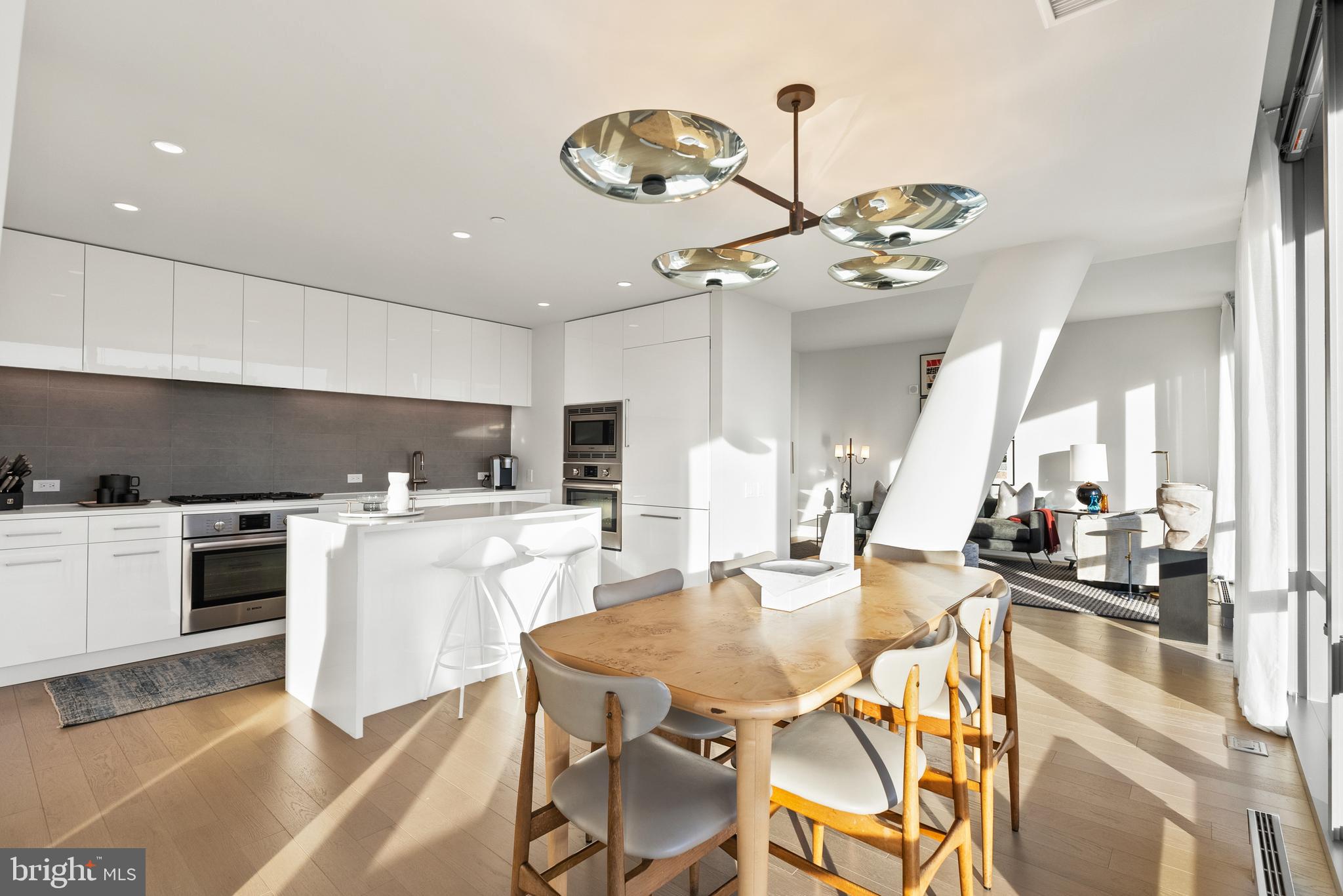 WEST END - Residential