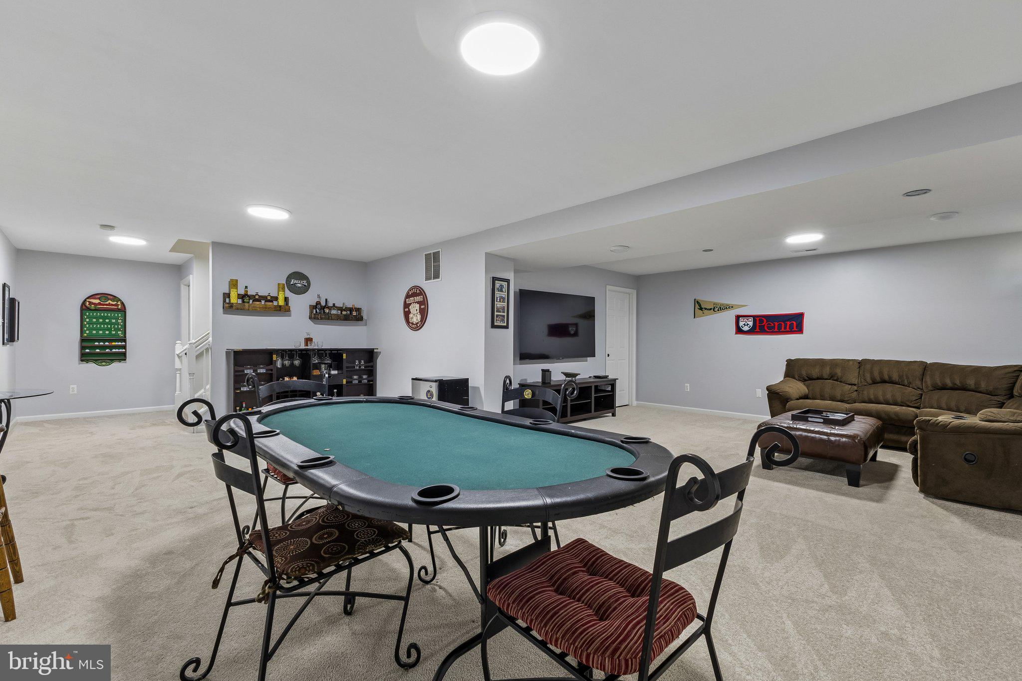 OATLAND FARM - Residential