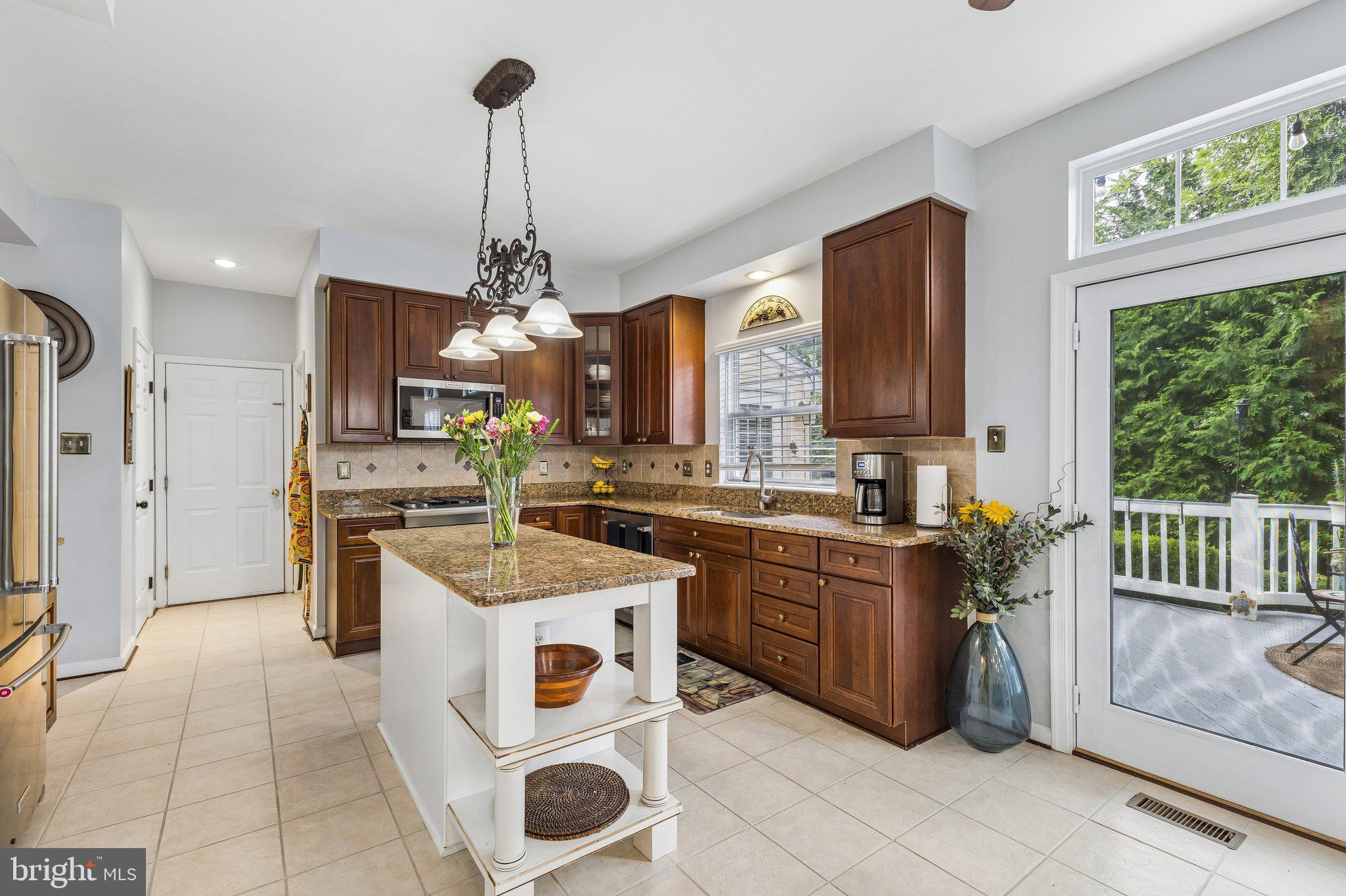 OATLAND FARM - Residential
