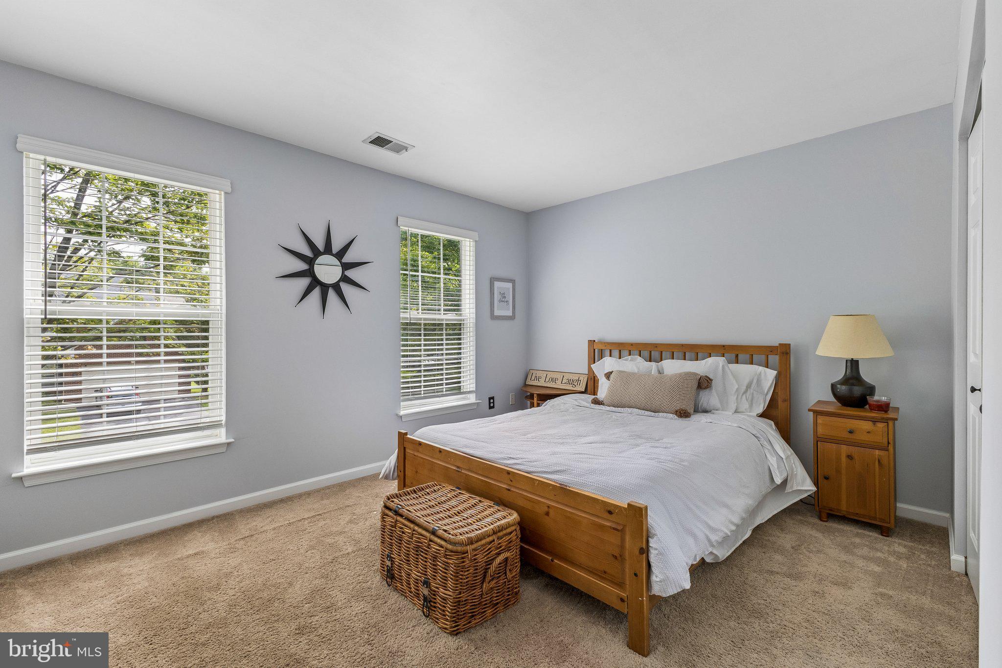 OATLAND FARM - Residential