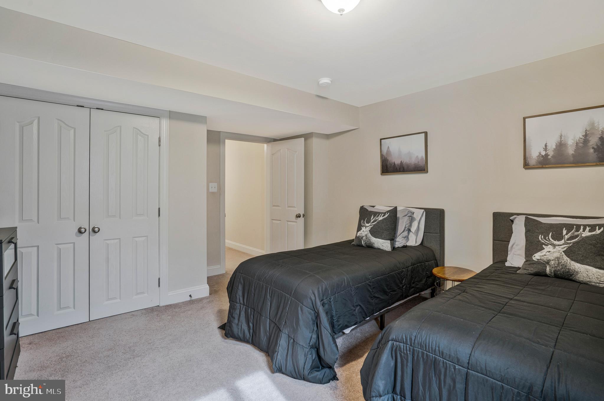 LEONARDS GRANT - Residential