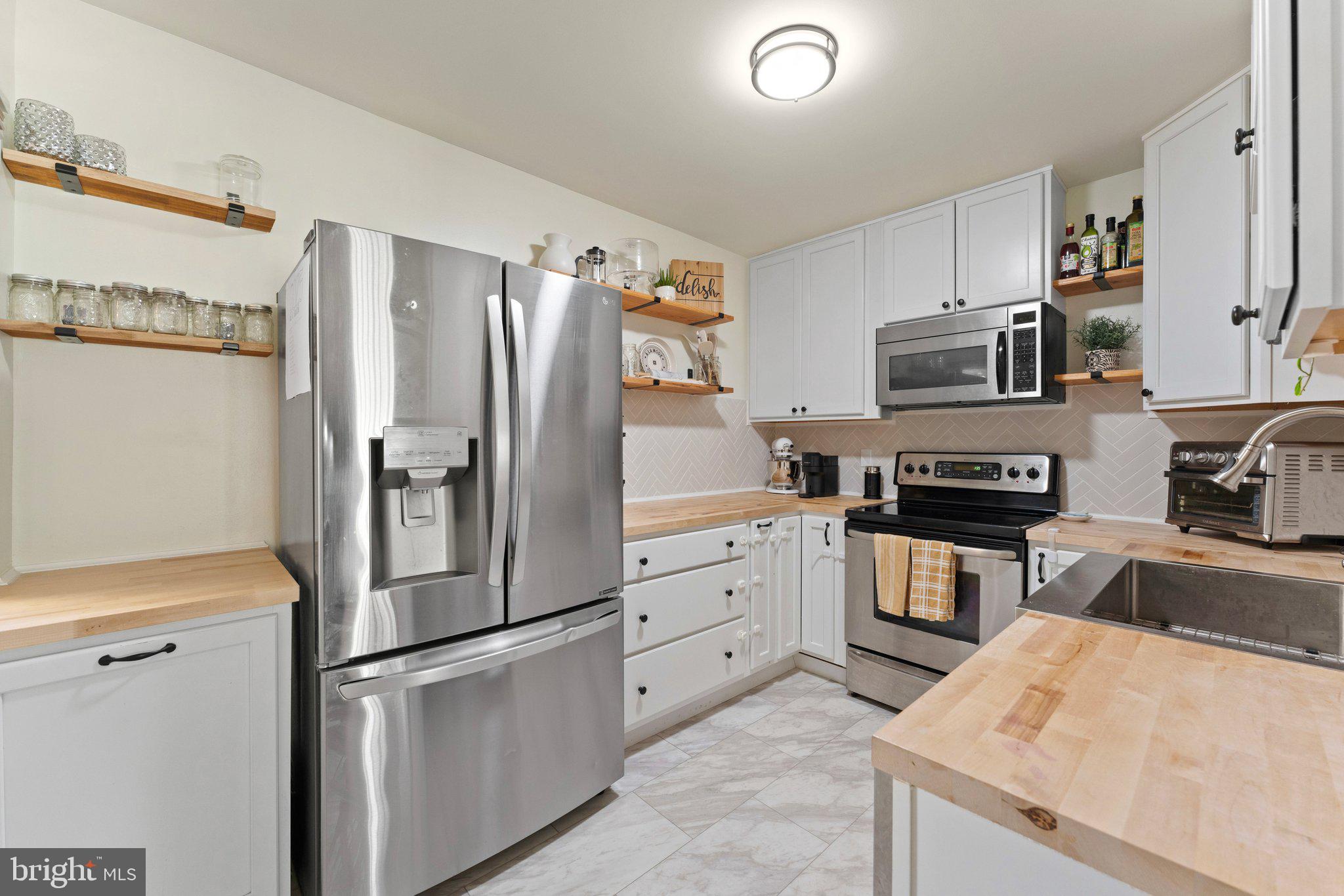 MOSBYS LANDING - Residential