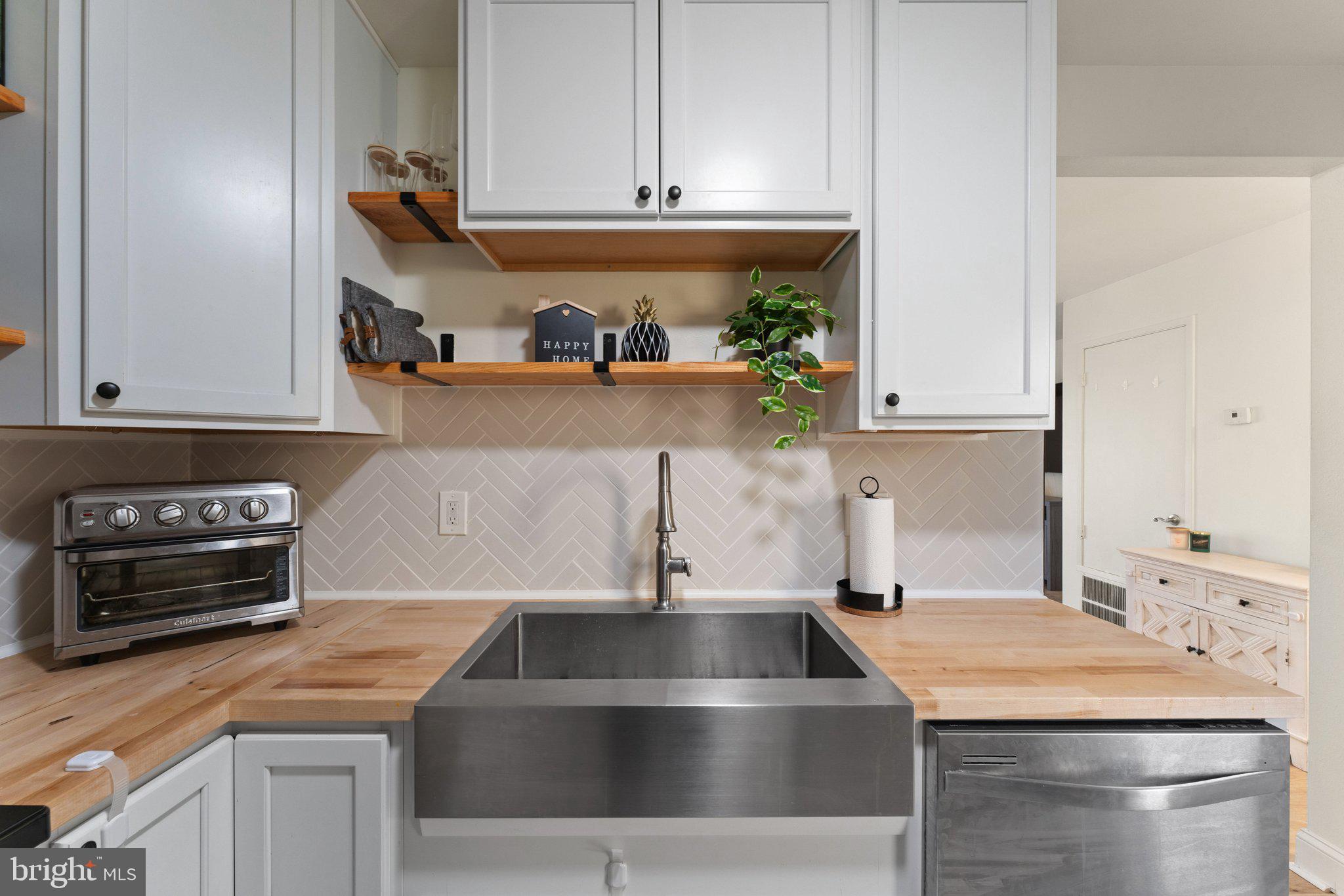 MOSBYS LANDING - Residential