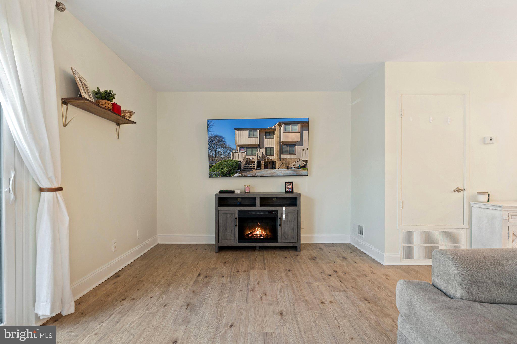 MOSBYS LANDING - Residential